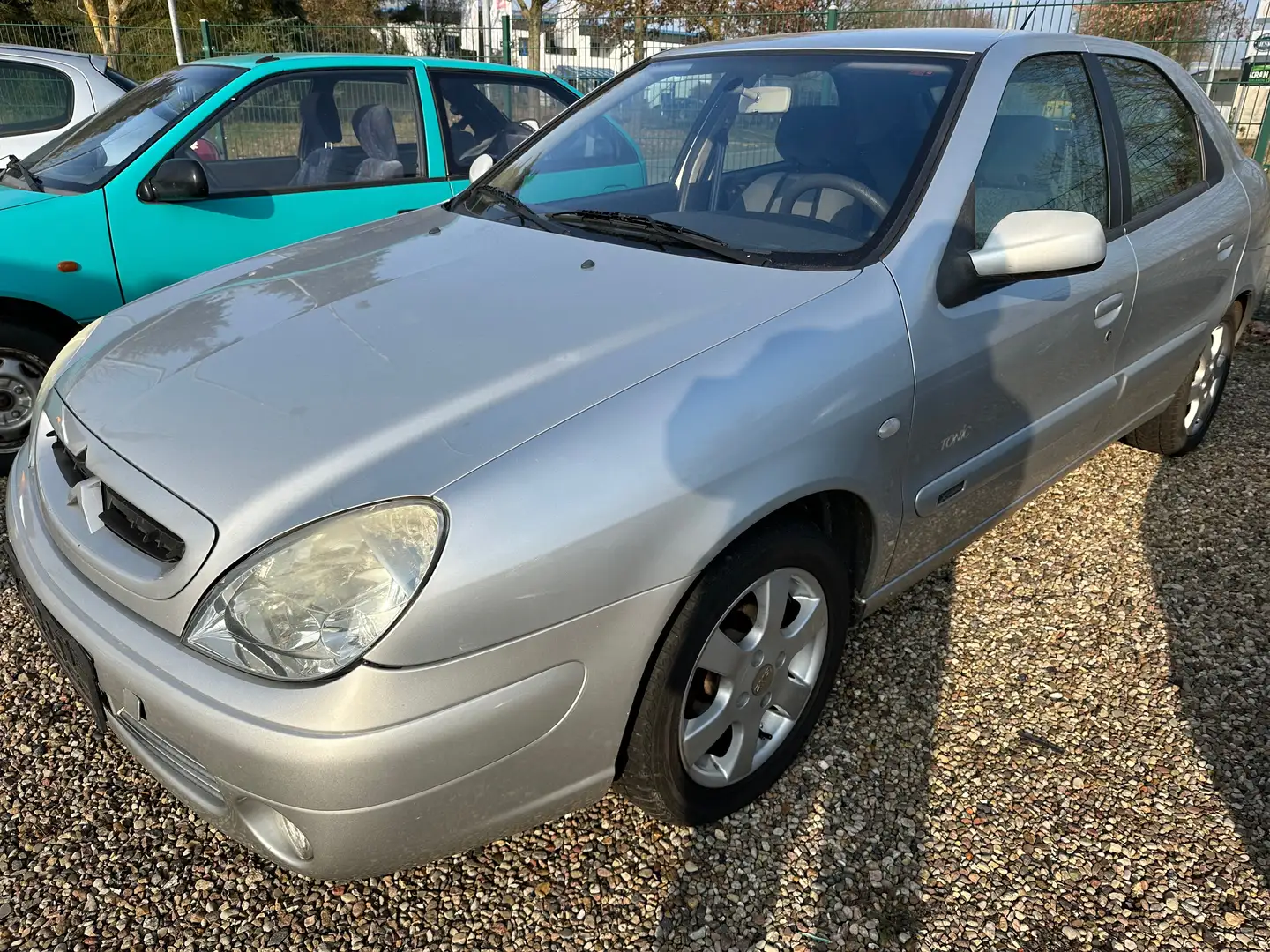 Citroen Xsara Gris - 1