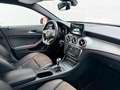 Mercedes-Benz GLA 200 200d AMG Line Rojo - thumbnail 12