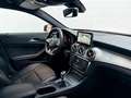 Mercedes-Benz GLA 200 200d AMG Line Rojo - thumbnail 10