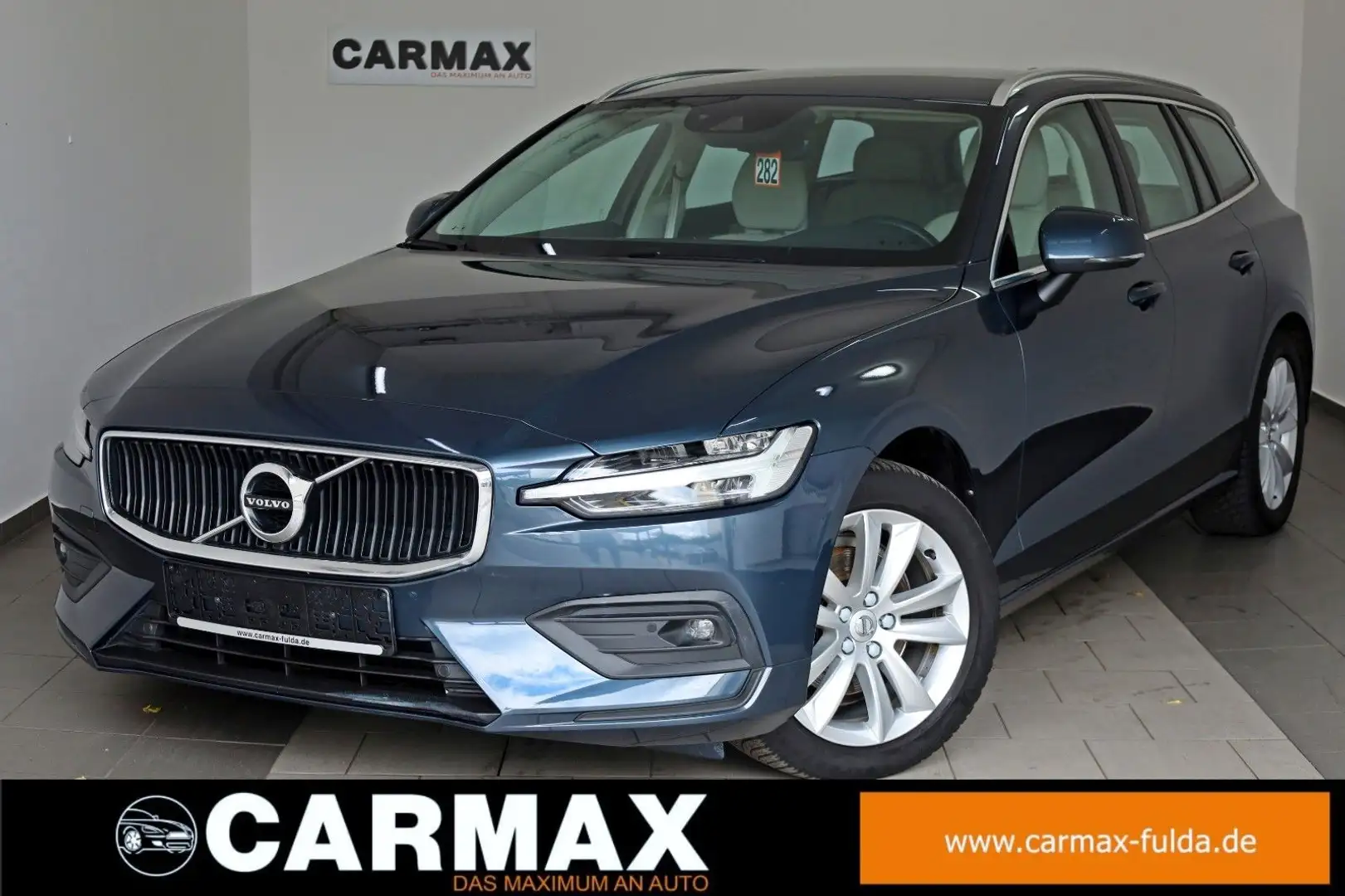 Volvo V60 Kombi Momentum Pro Leder,Navi,LED,SH,Apple C Синій - 1