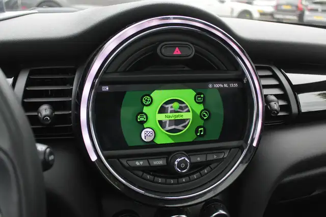 Mini Hatch view 22