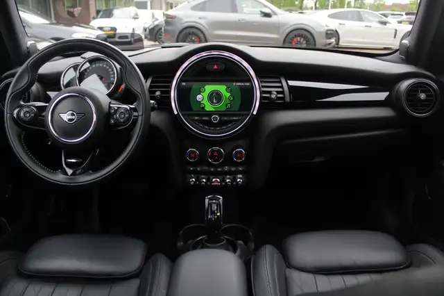 Mini Hatch view 2