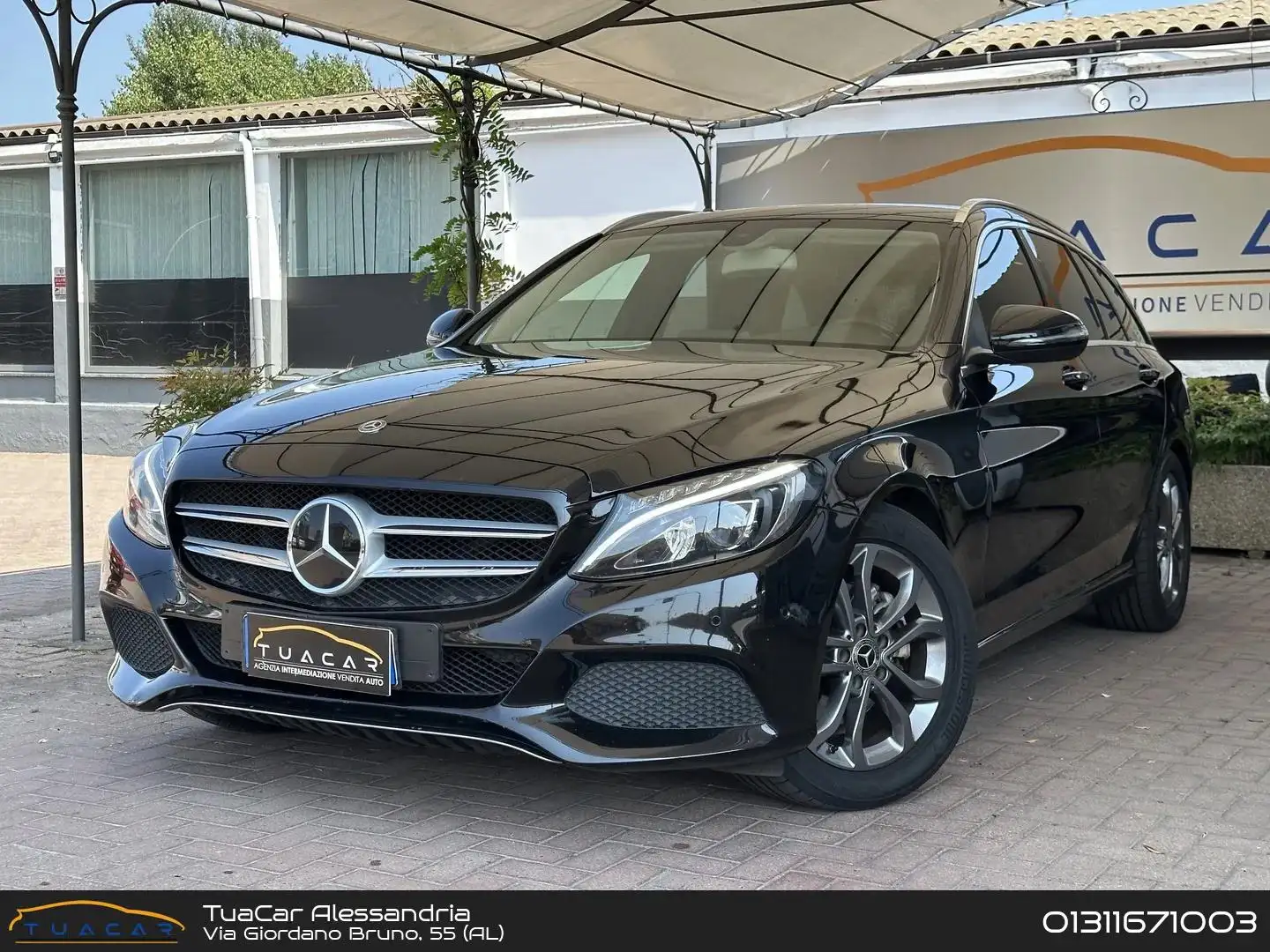 Mercedes-Benz C 220 Premium Noir - 1