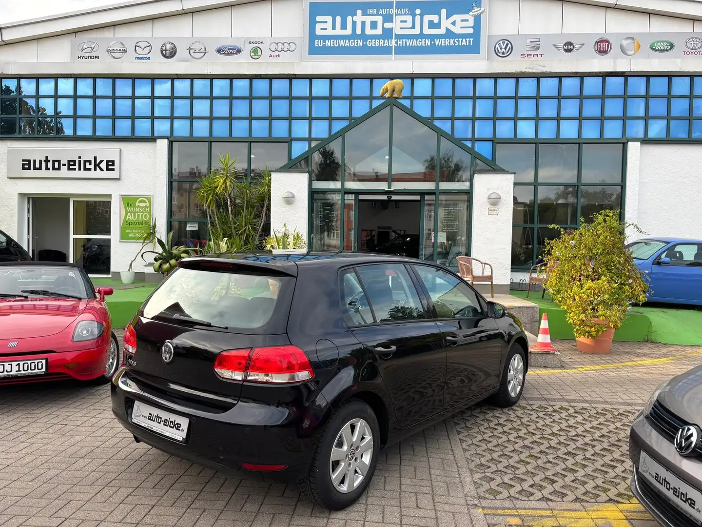 Volkswagen Golf 1.2 TSI Trendline Schwarz - 2