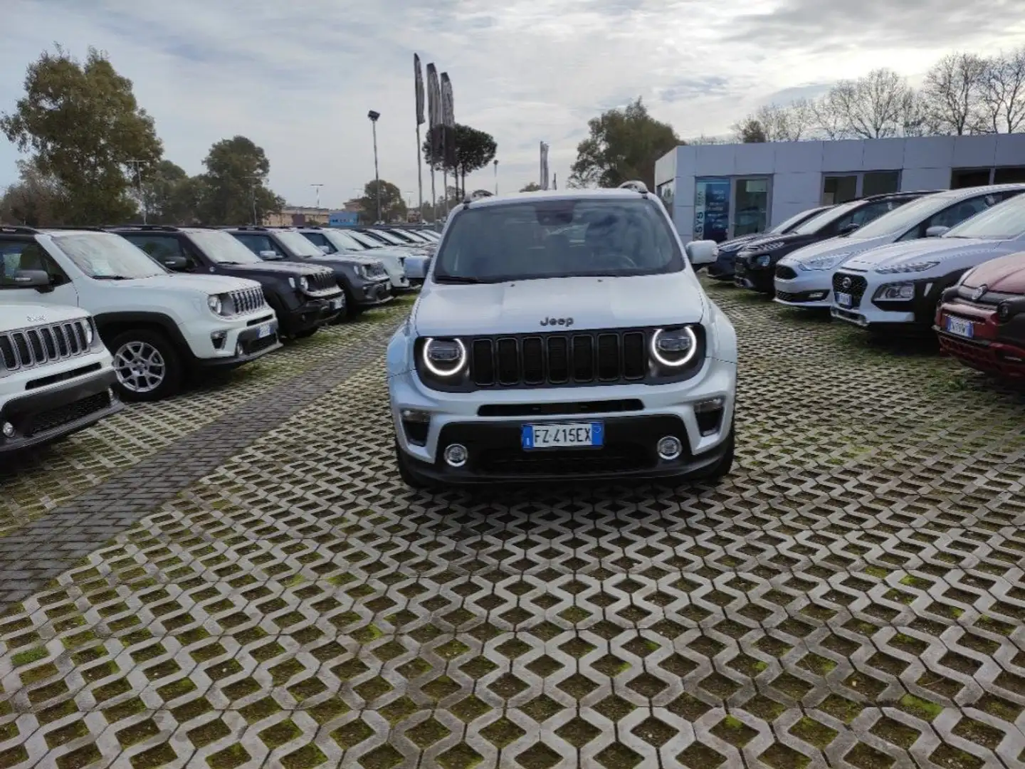 Jeep Renegade 1.3 T4 DDCT S Gris - 2