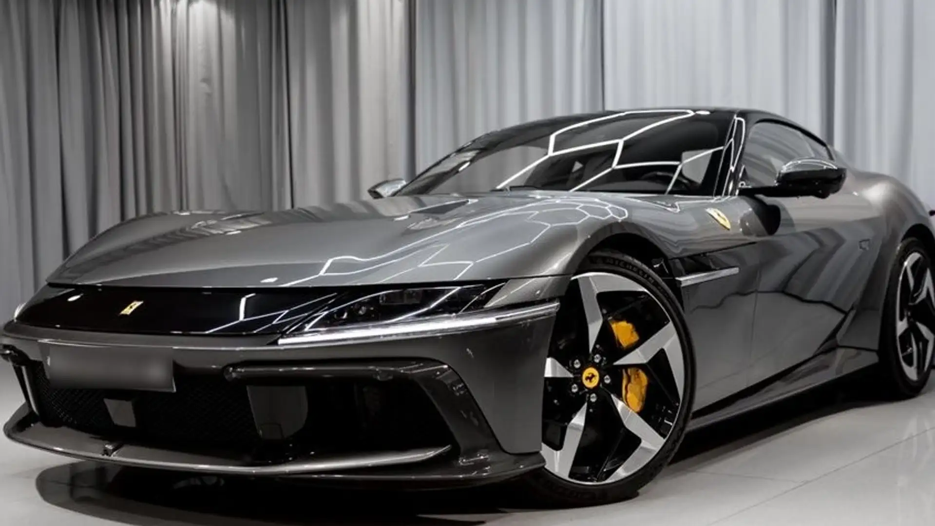 Ferrari 12 Cilindri 12Cilindri Grey - 1
