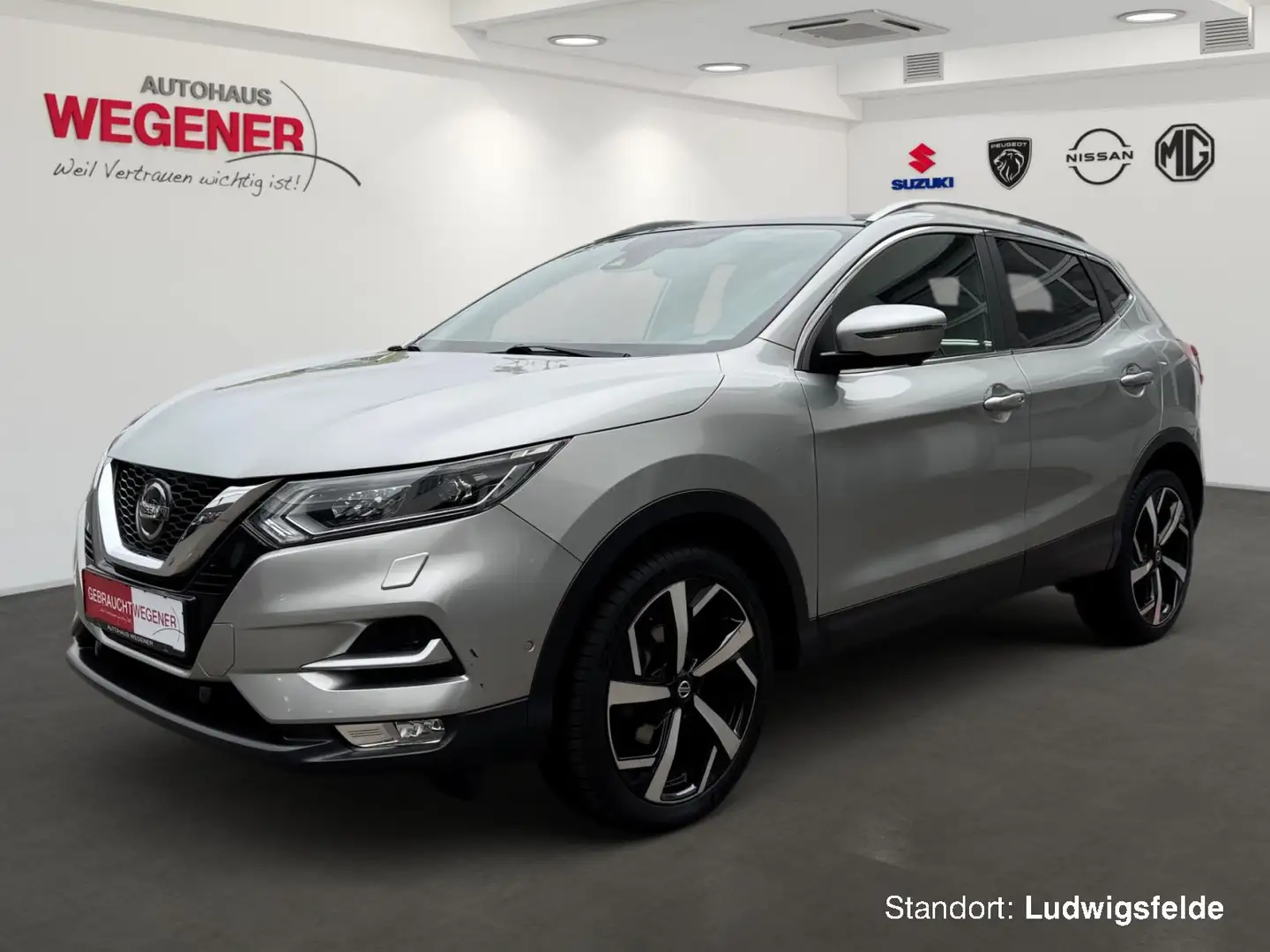 Nissan Qashqai QASHQAI 1.3 MT TEKNA+ 360 LEDER MEMORY LED SHZ Argent - 1