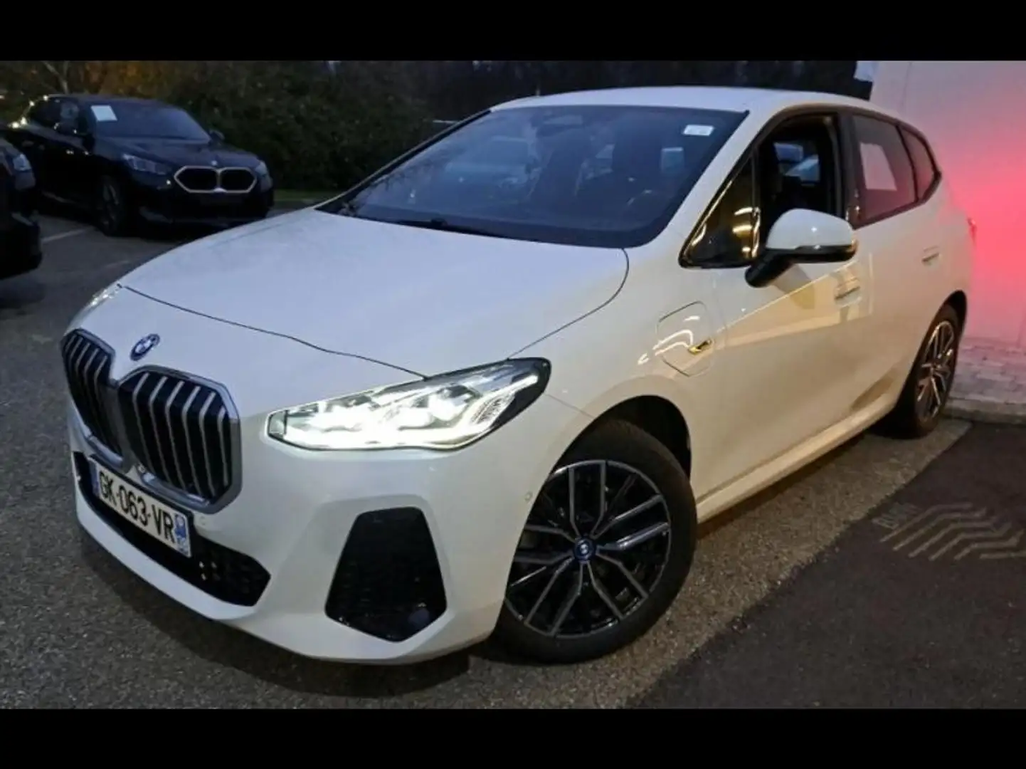 BMW 225 225e 245ch xDrive M Sport DKG7 Blanc - 1