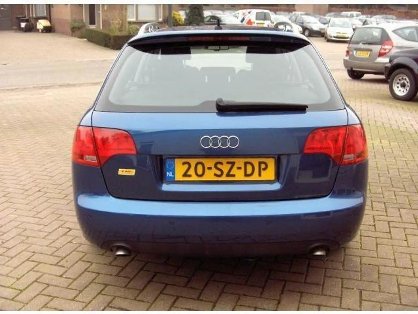 Audi A4 AVANT 2.7 TDI Pro Line Avant Bleu - 2
