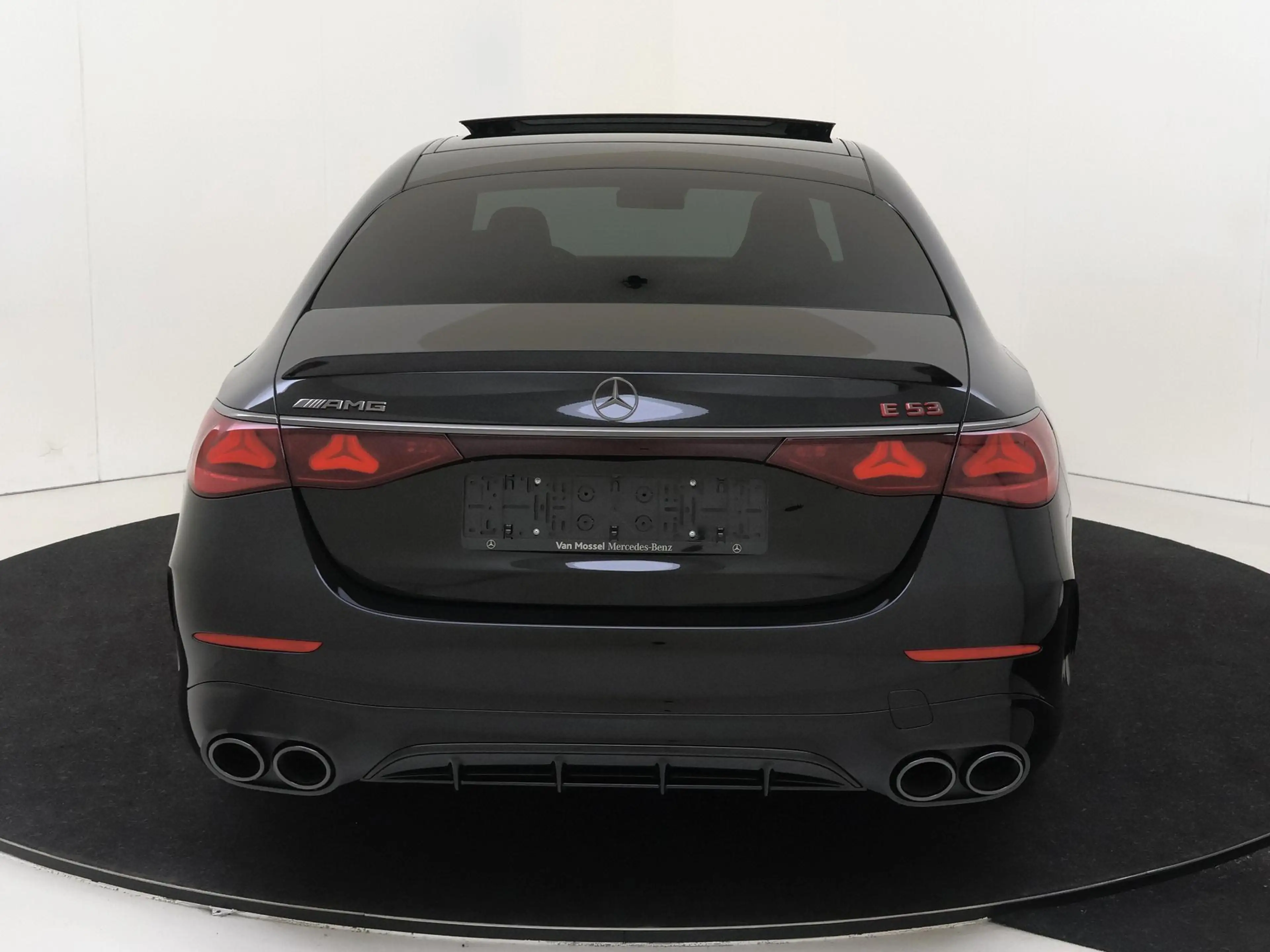Mercedes-Benz E 53 AMG 4MATIC+ Night Edition / Panoramadak/ Night 1+2/ DY — photo 7