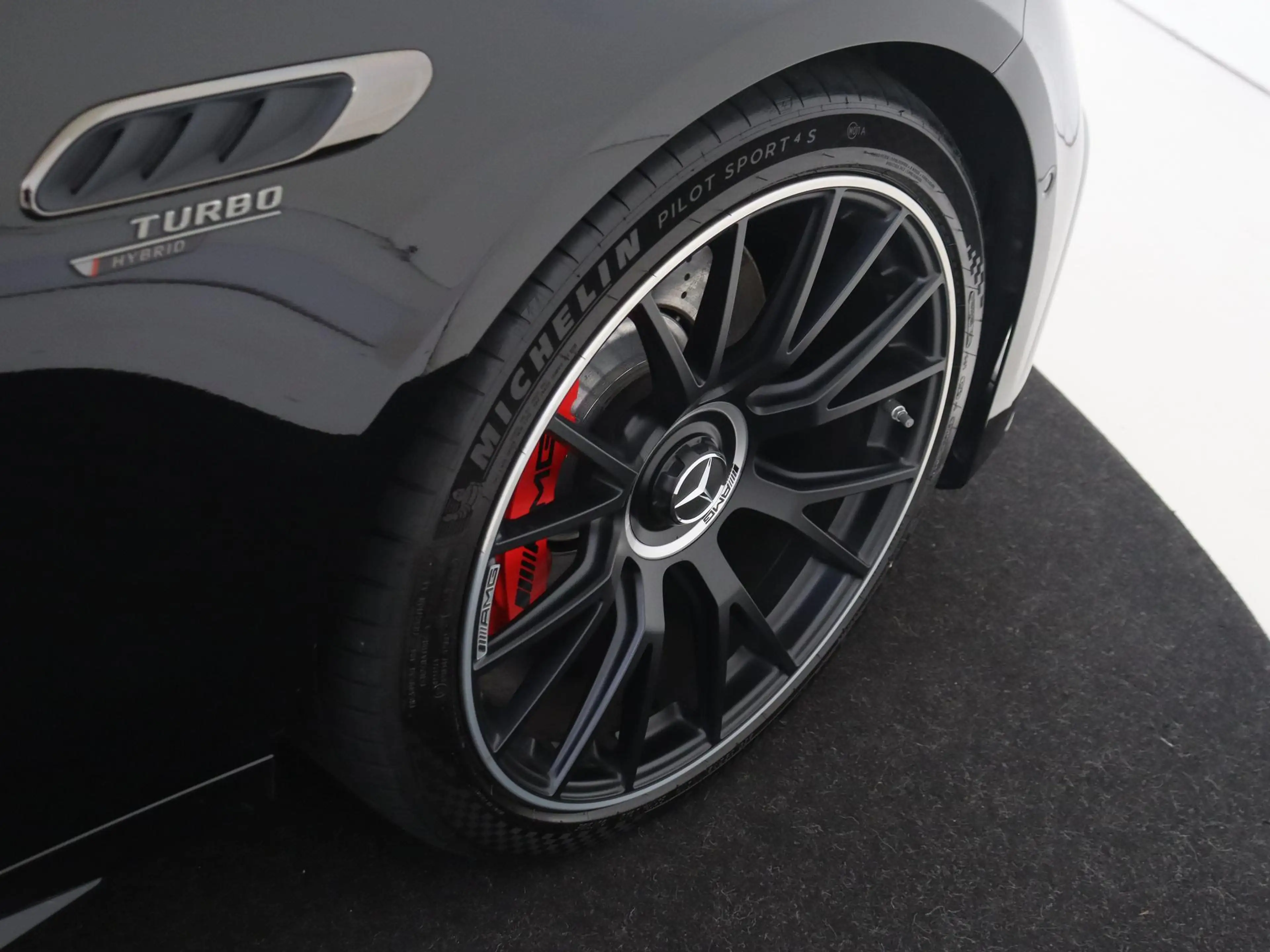 Mercedes-Benz E 53 AMG 4MATIC+ Night Edition / Panoramadak/ Night 1+2/ DY — photo 12