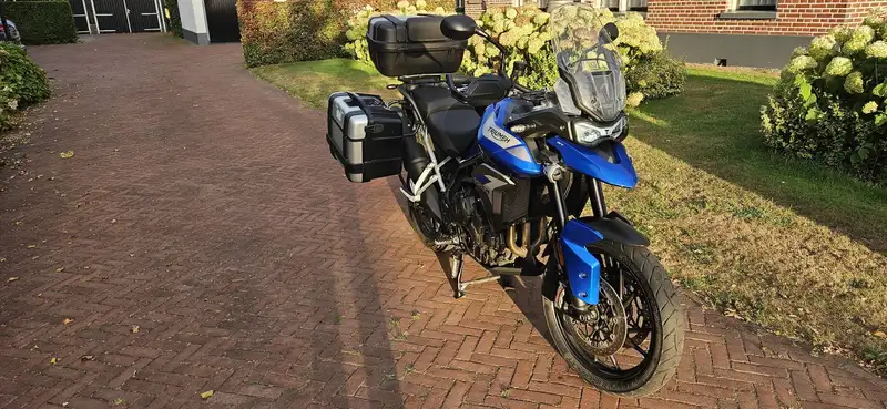 Triumph Tiger 900 - foto 6