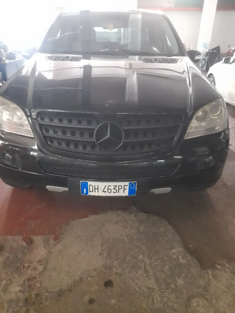 Mercedes-Benz ML 320 Classe M - W164 cdi Sport auto Nero - 2