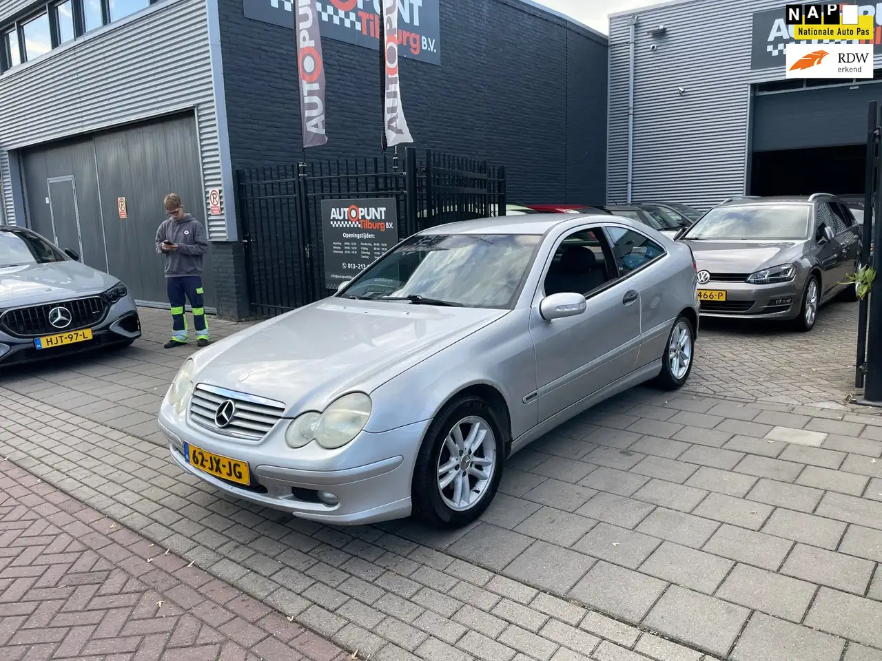 Mercedes-Benz C 180