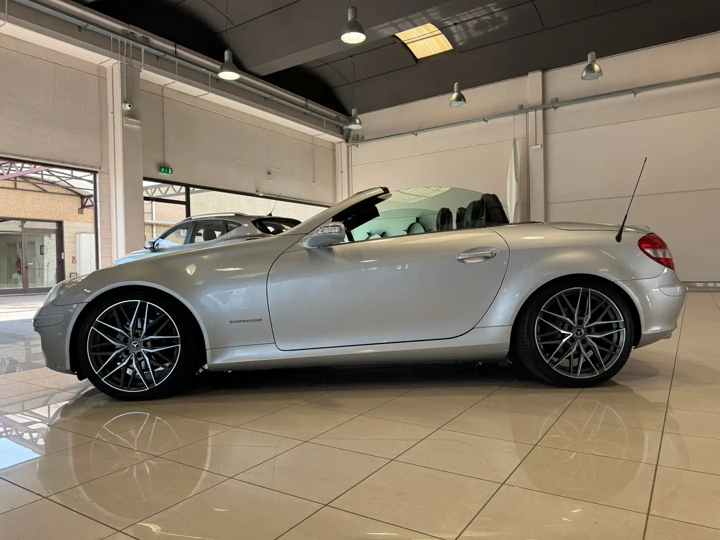 Mercedes-Benz SLK 200 Kompressor AUTOMATICA ISCRITTA ASI IN SEDE Argento - 2