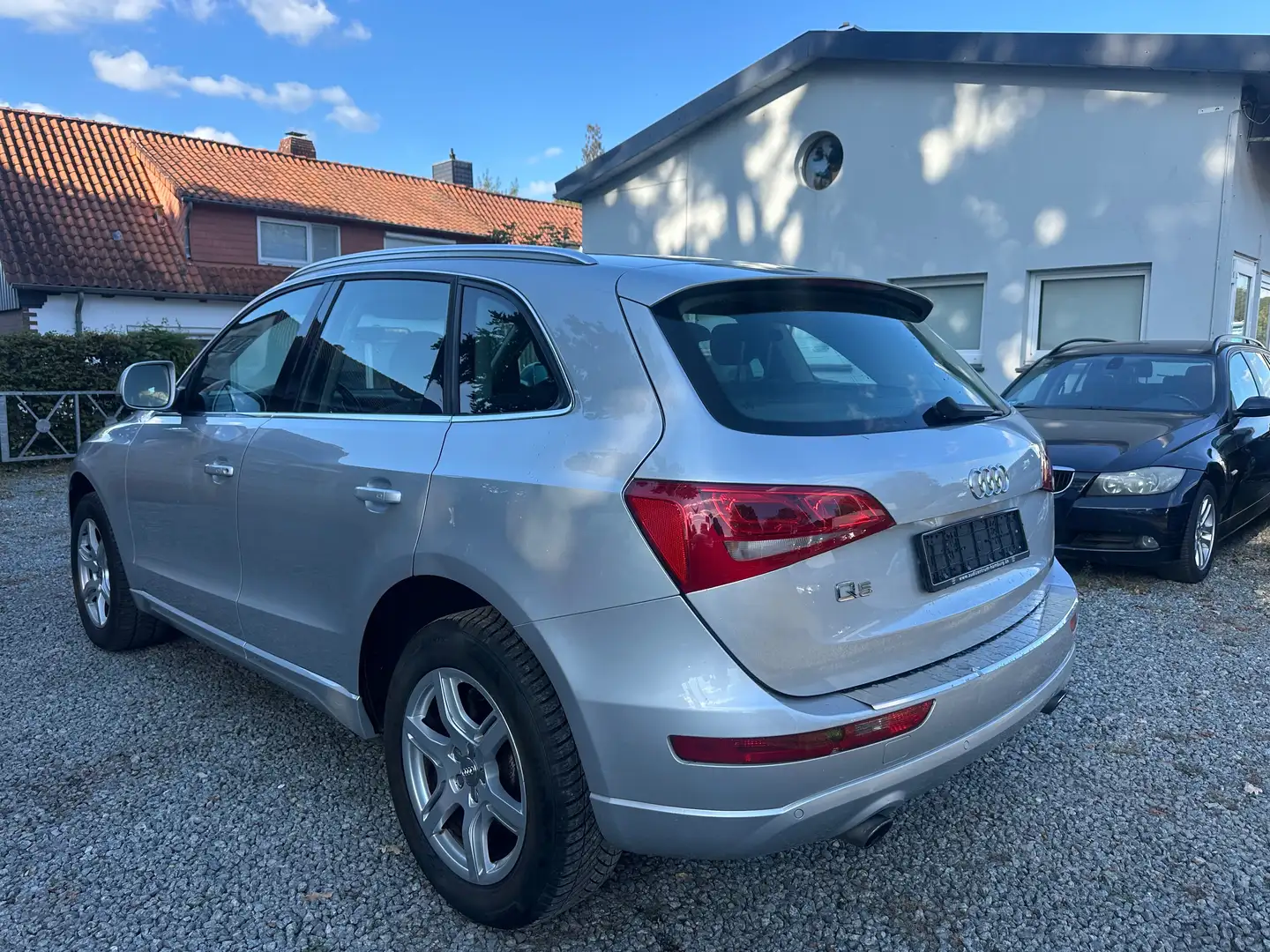 Audi Q5 2.0 TFSI Quattro*Automatik+PDC*110Tkm Silber - 2