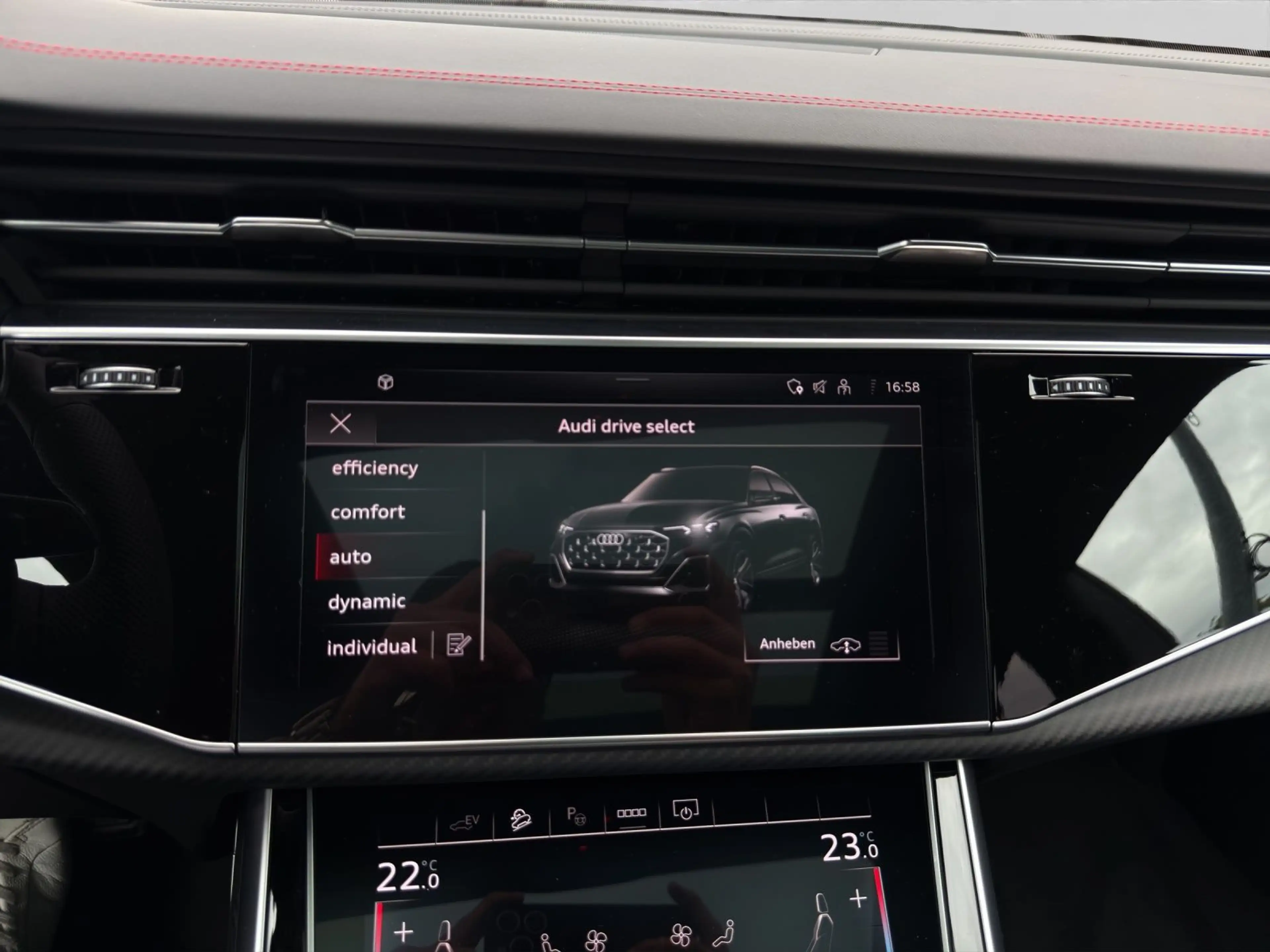 Audi Q8 TFSIe Q 2x S LINE PANO AHK OPS+ HD-MATRIX MAS — photo 15