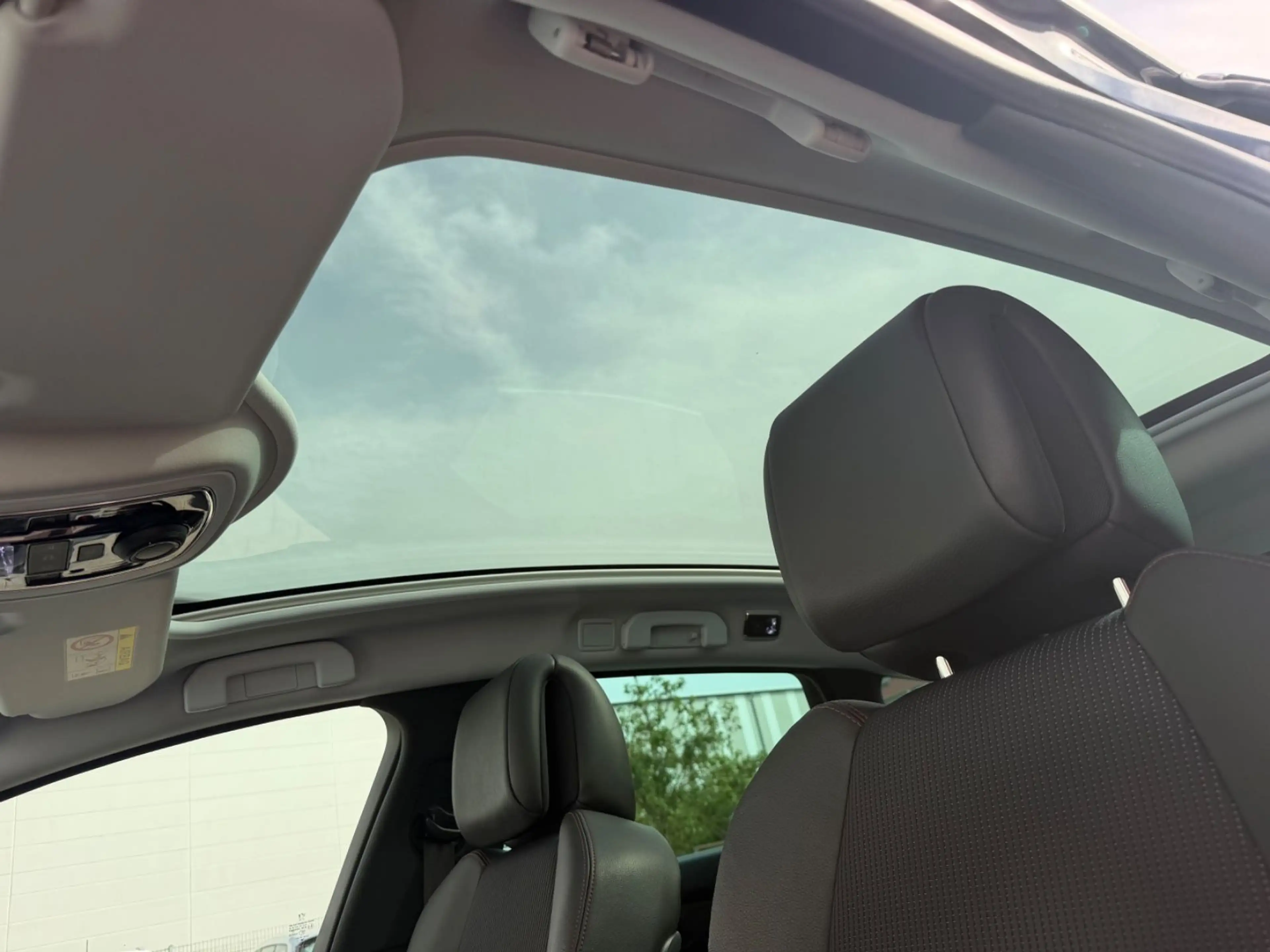Peugeot 508 SW GT LINE/LED/NAVI/KAMERA/PANO/TEMPOMAT/SHZ — photo 13