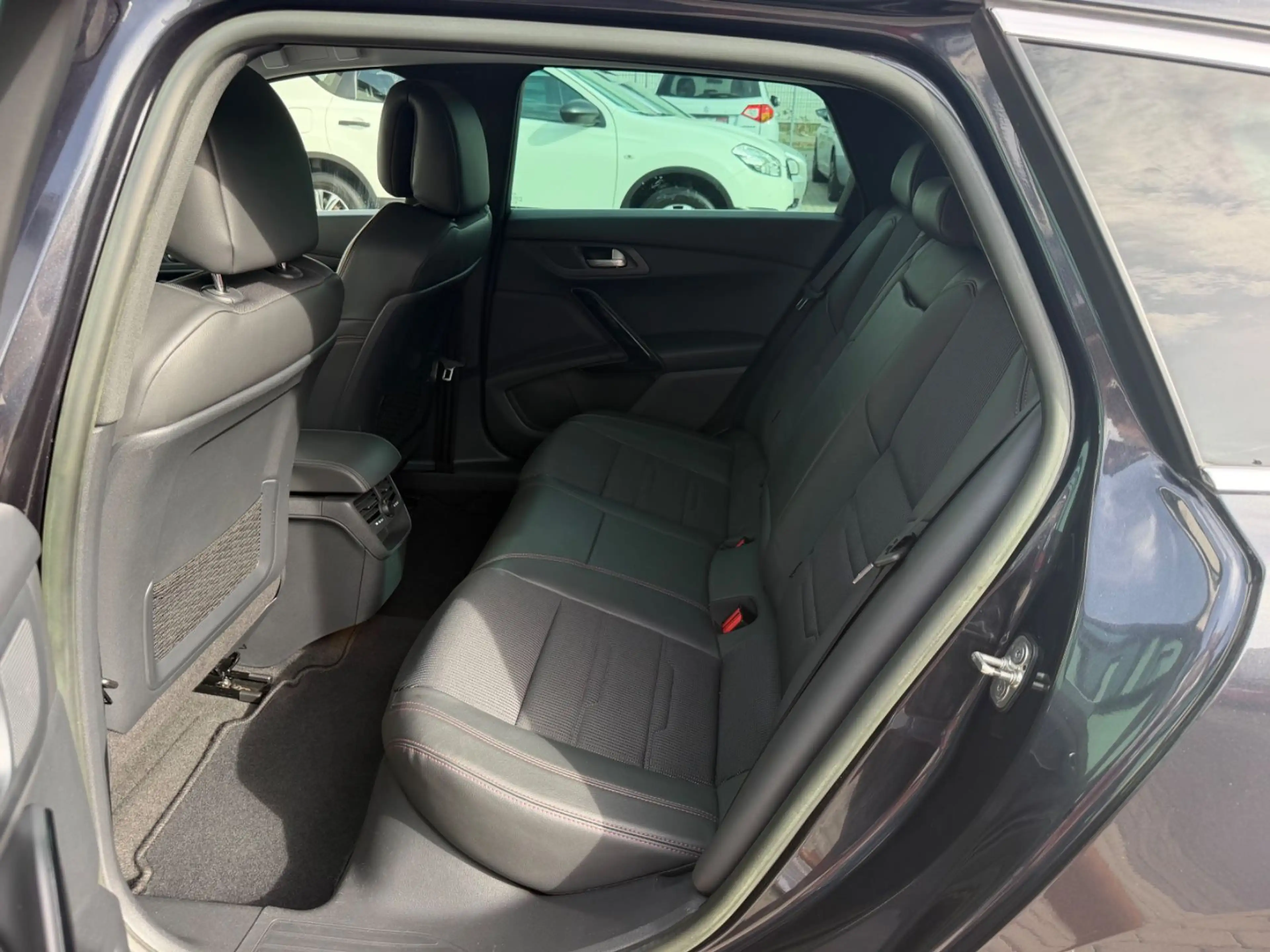 Peugeot 508 SW GT LINE/LED/NAVI/KAMERA/PANO/TEMPOMAT/SHZ — photo 15