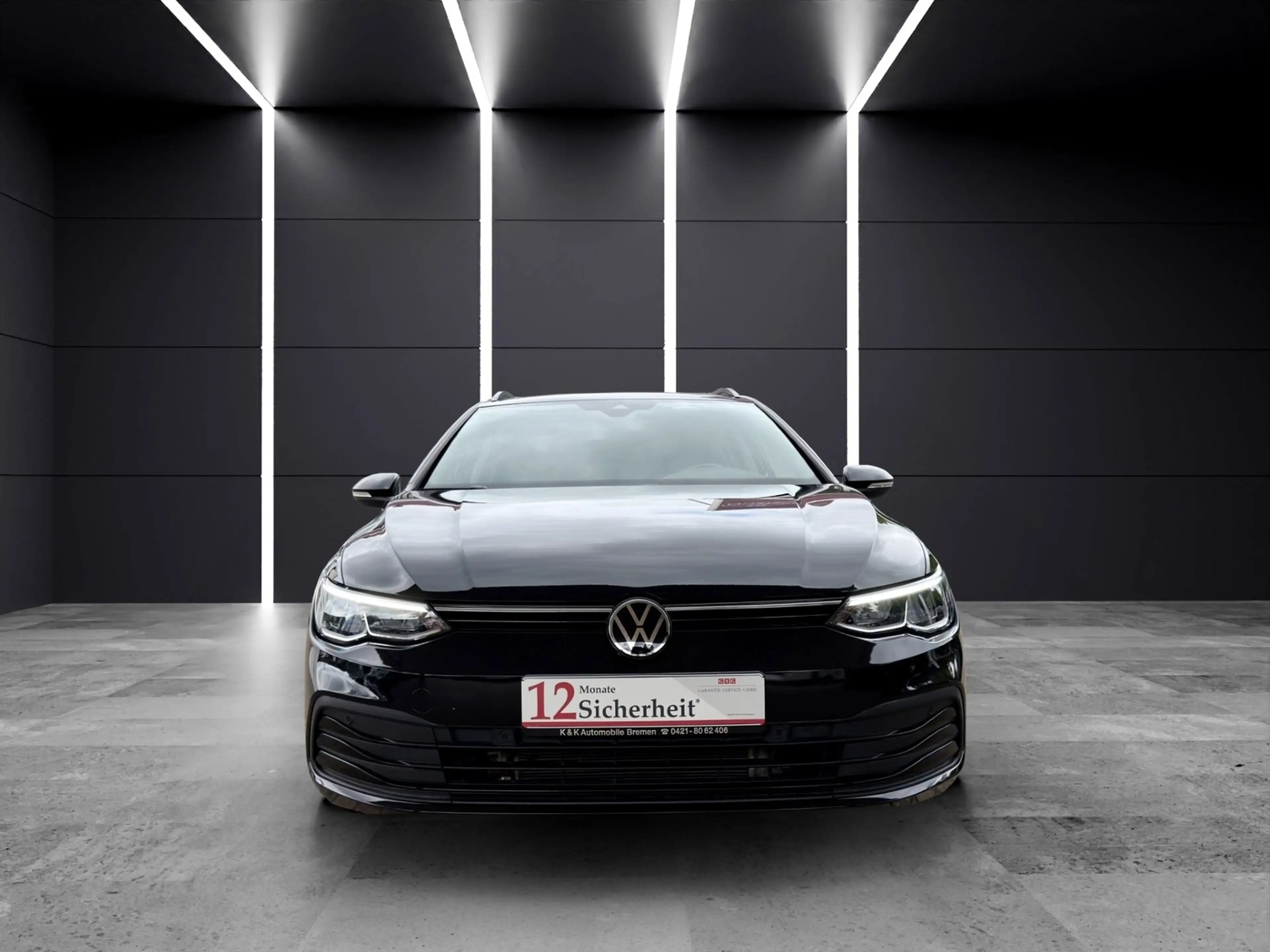 Volkswagen Golf VIII Life 2.0 TDI DSG NAVI/AID/LED/ACC/AMBI — photo 8