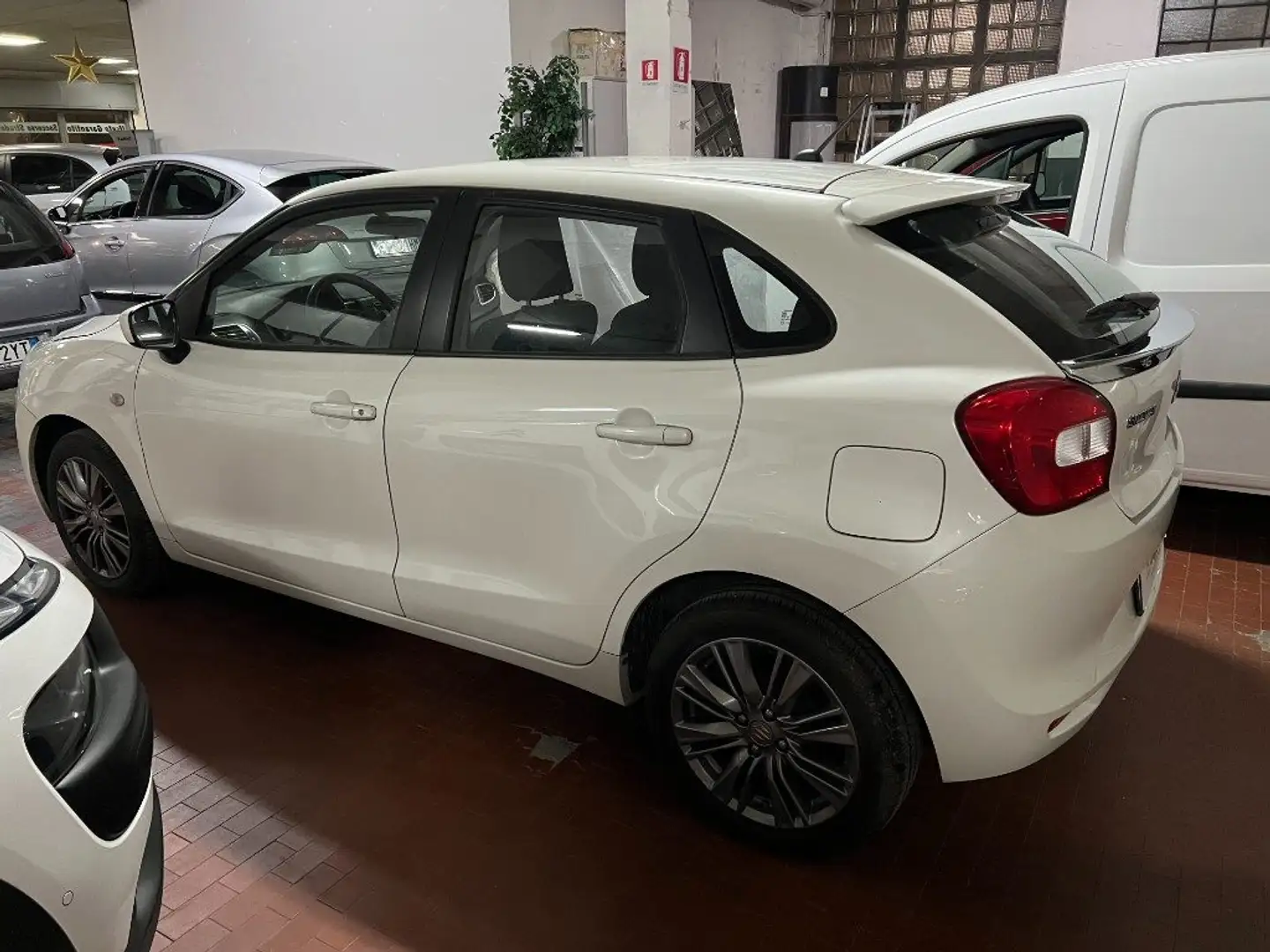 Suzuki Baleno 1.2 Dualjet Top Bianco - 2