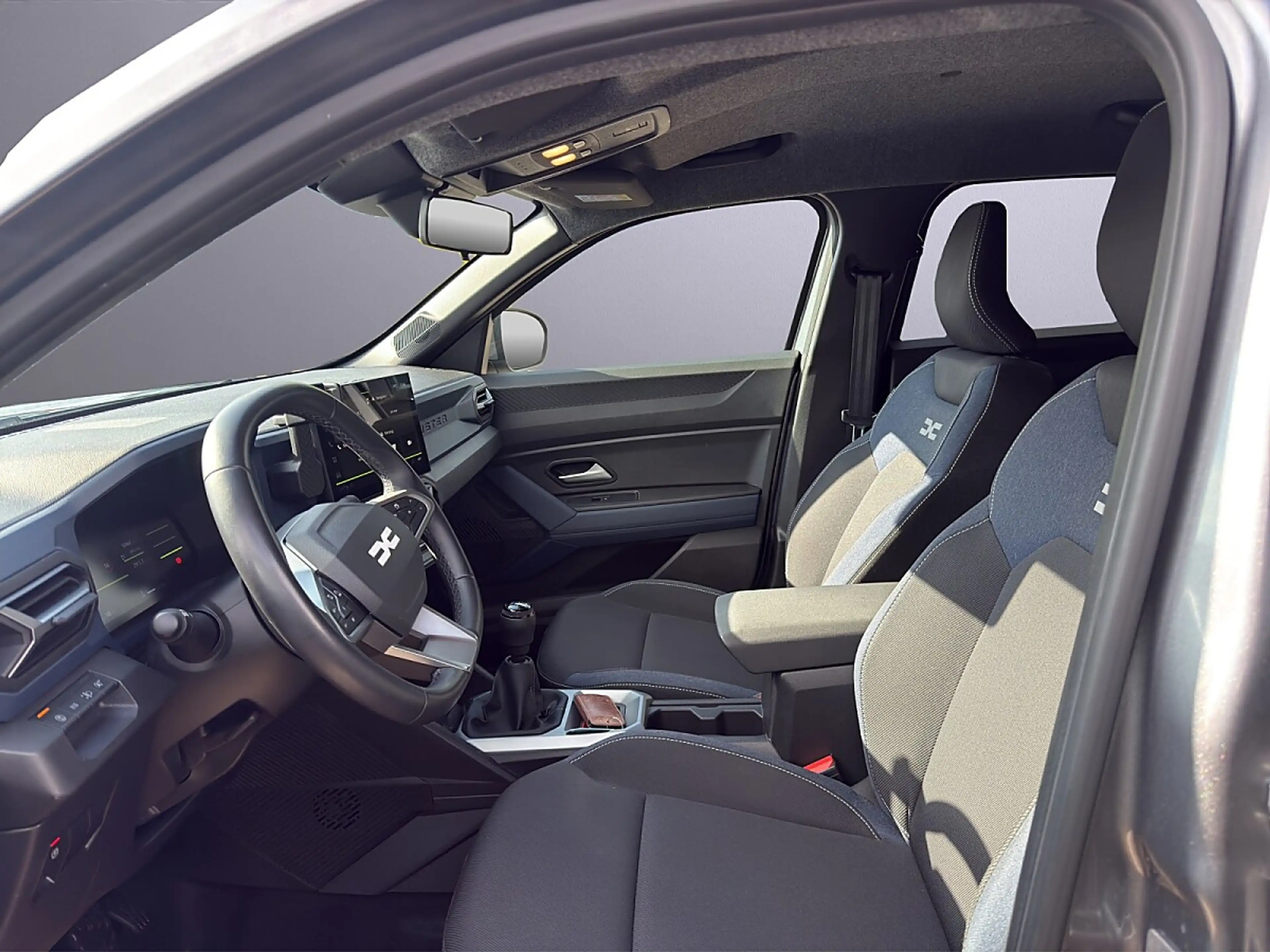 Dacia Duster Journey TCe 130 mHev — photo 13