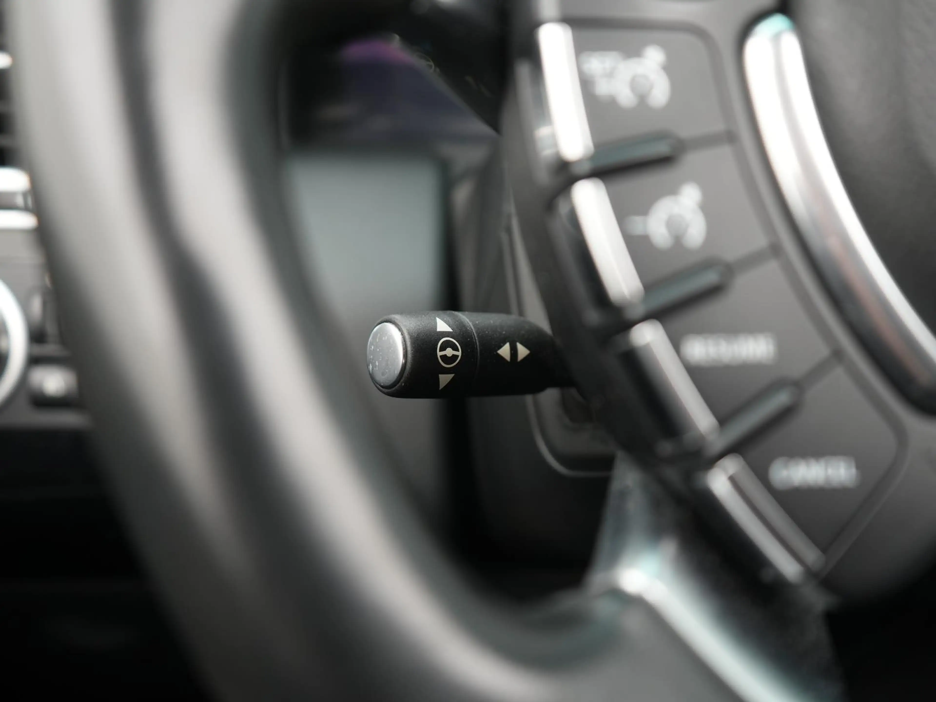 Land Rover Range Rover Vogue H&K,AHK,PANO,TOTW,TV,STAND, — photo 13