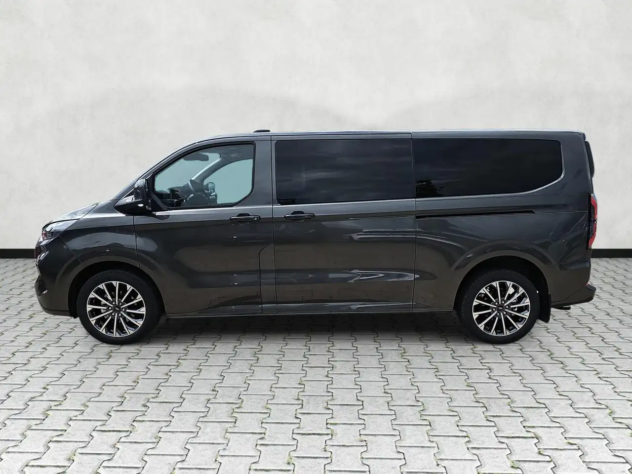 Ford Tourneo Custom 2.0 EB Autom Titanium X L2 AHK 5