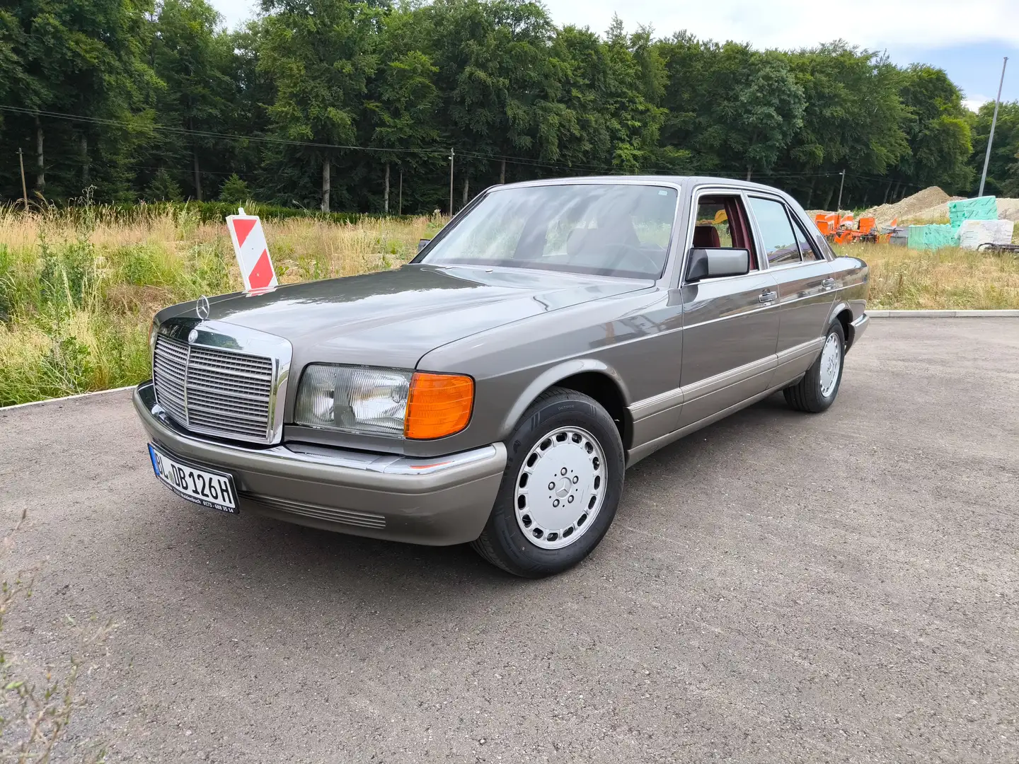 Mercedes-Benz S 300 300 SE Сірий - 1
