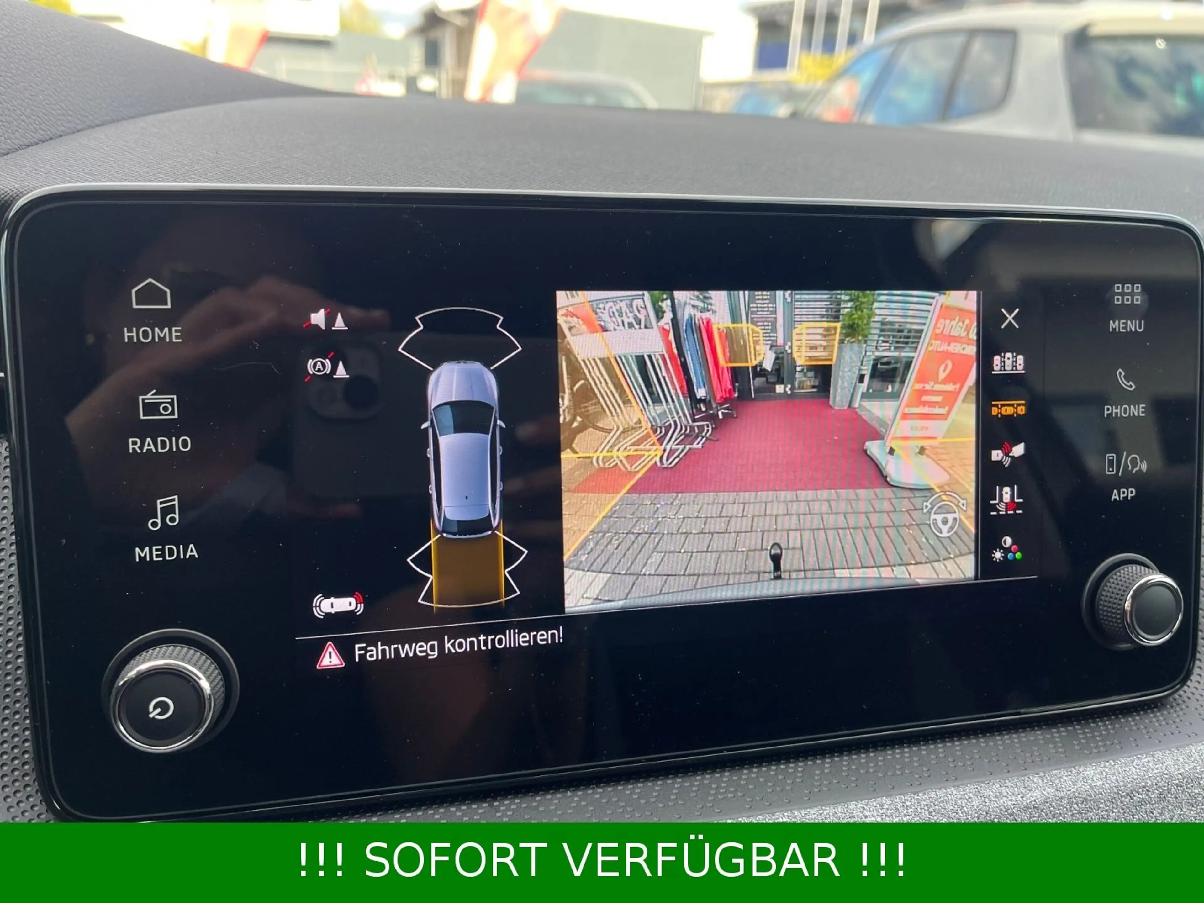 Skoda Scala 1.0 TSI 85kW DSG Selection Plus*AHK*Kamera — photo 21