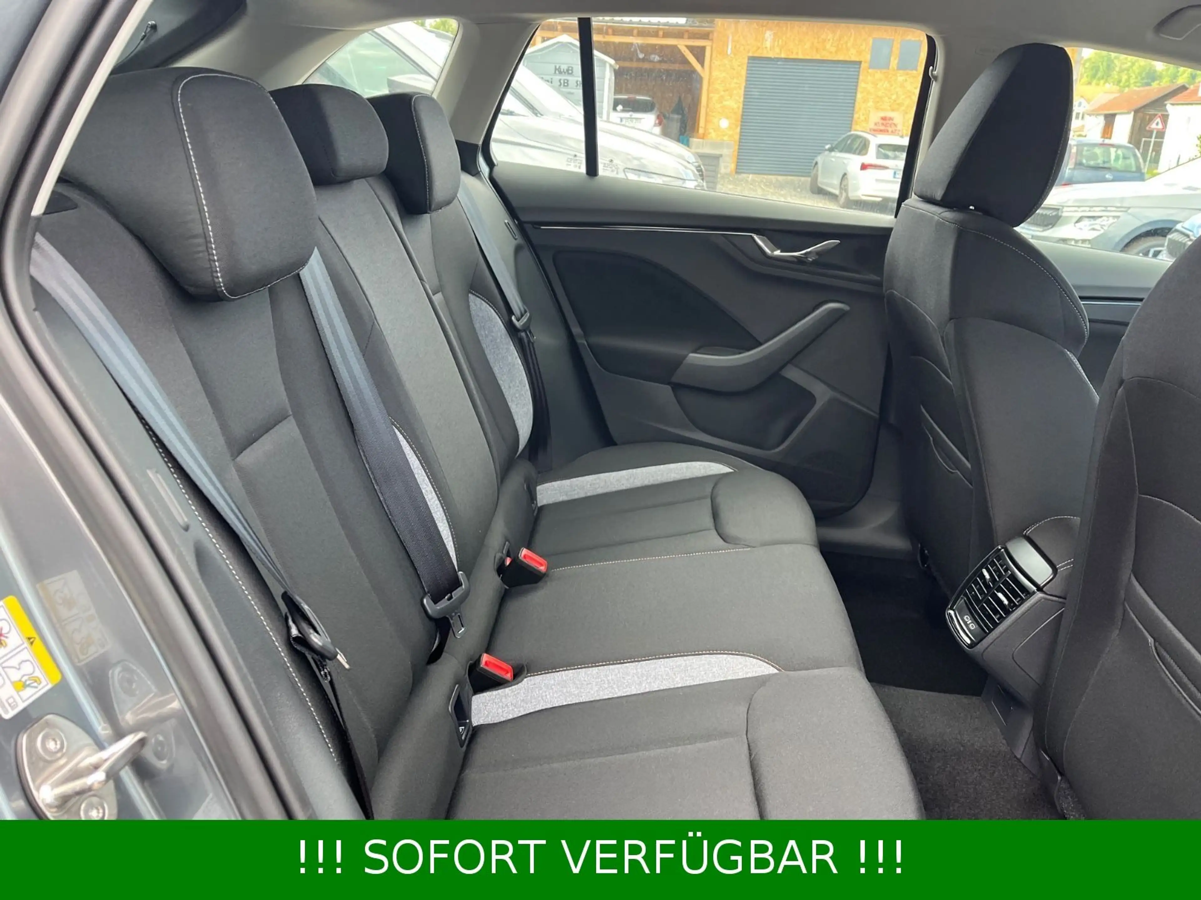 Skoda Scala 1.0 TSI 85kW DSG Selection Plus*AHK*Kamera — photo 37