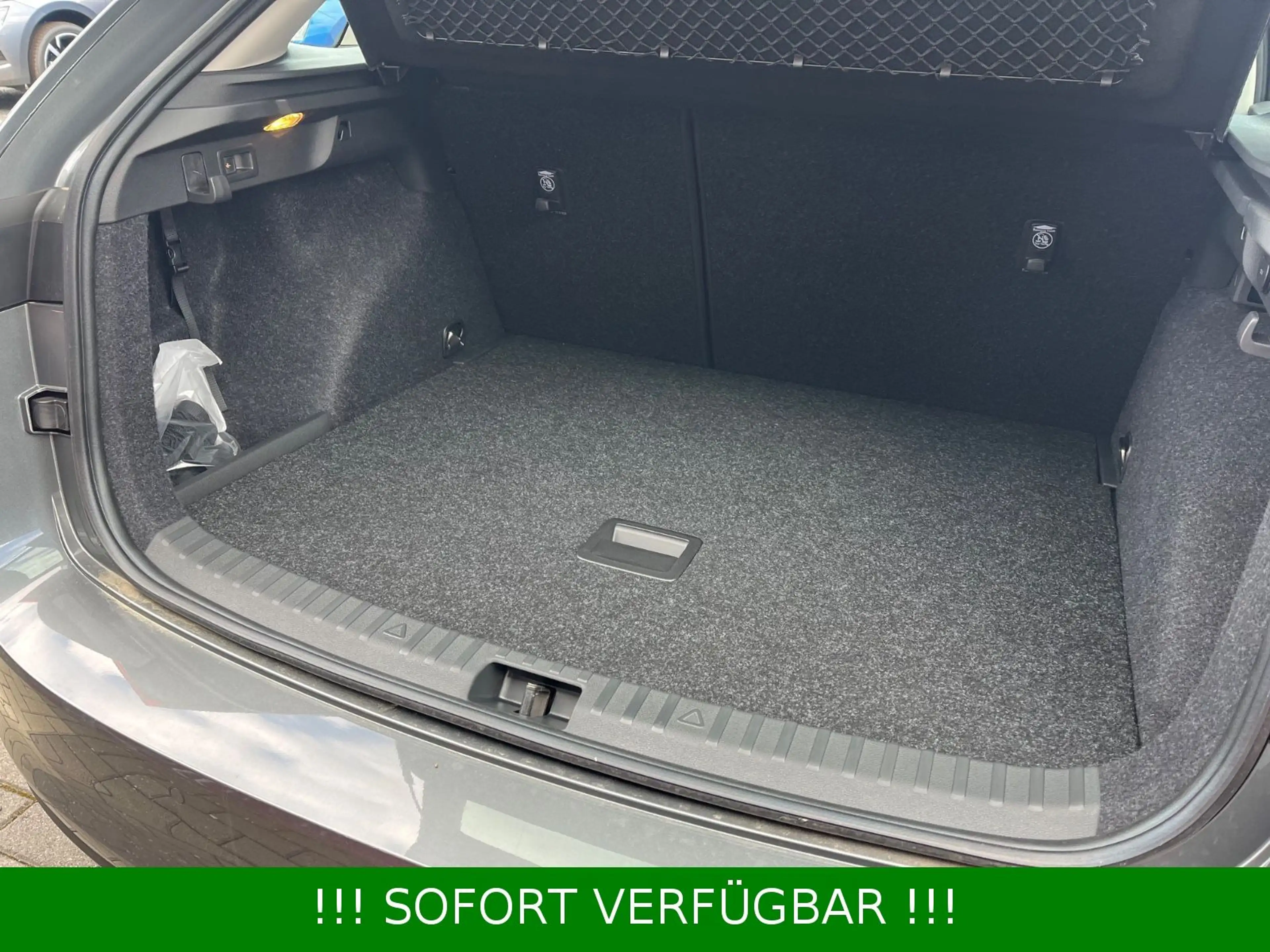 Skoda Scala 1.0 TSI 85kW DSG Selection Plus*AHK*Kamera — photo 40