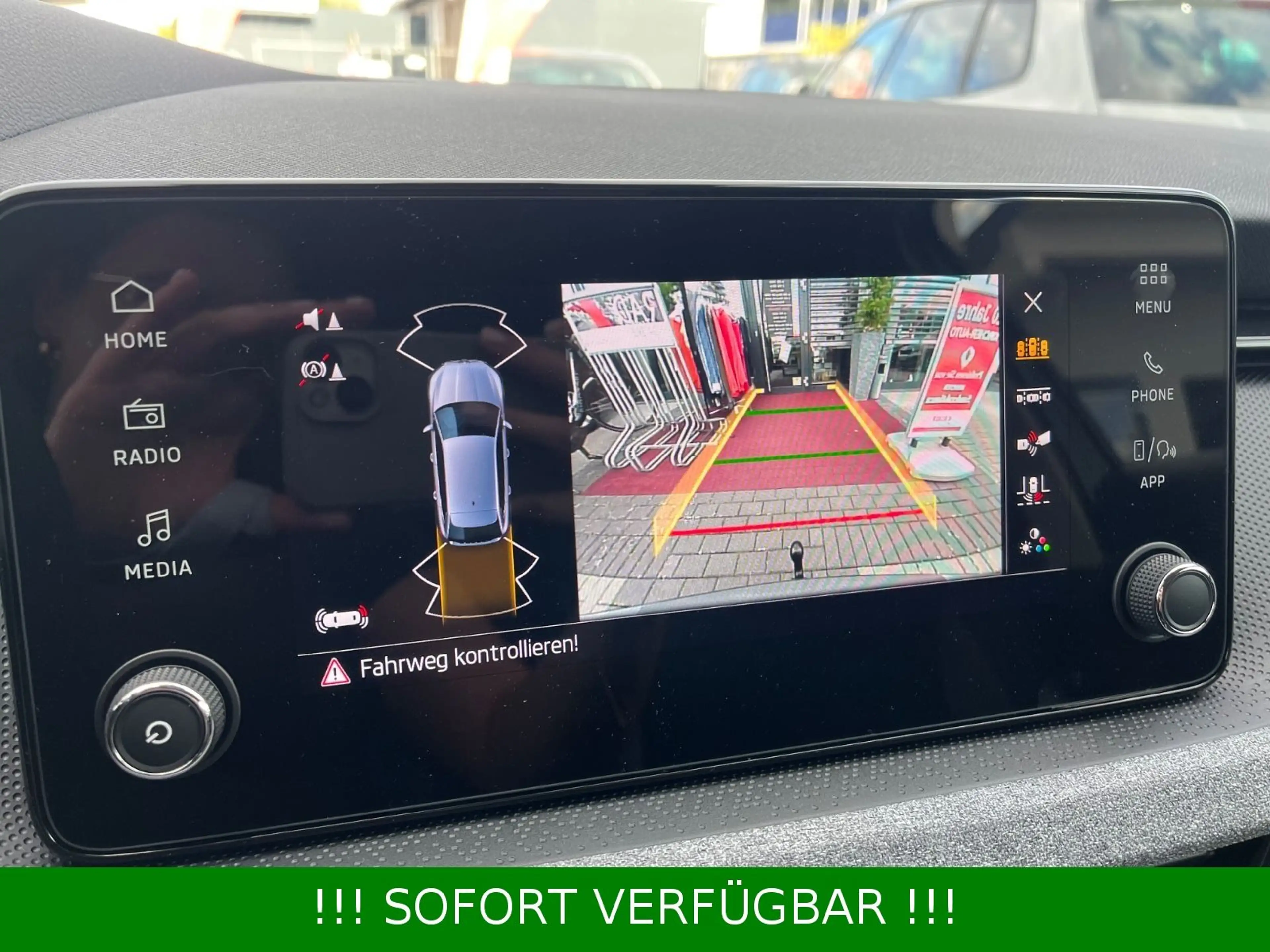 Skoda Scala 1.0 TSI 85kW DSG Selection Plus*AHK*Kamera — photo 22