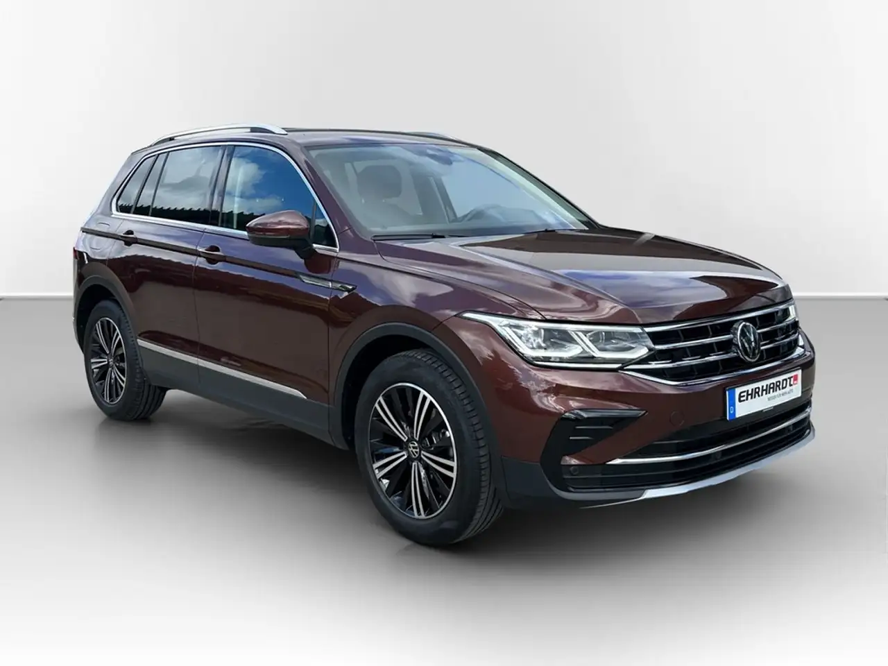 Volkswagen Tiguan 1.5 TSI ACT DSG Elegance IQ-LIGHT*NAV*SHZ*ACC*P... 3