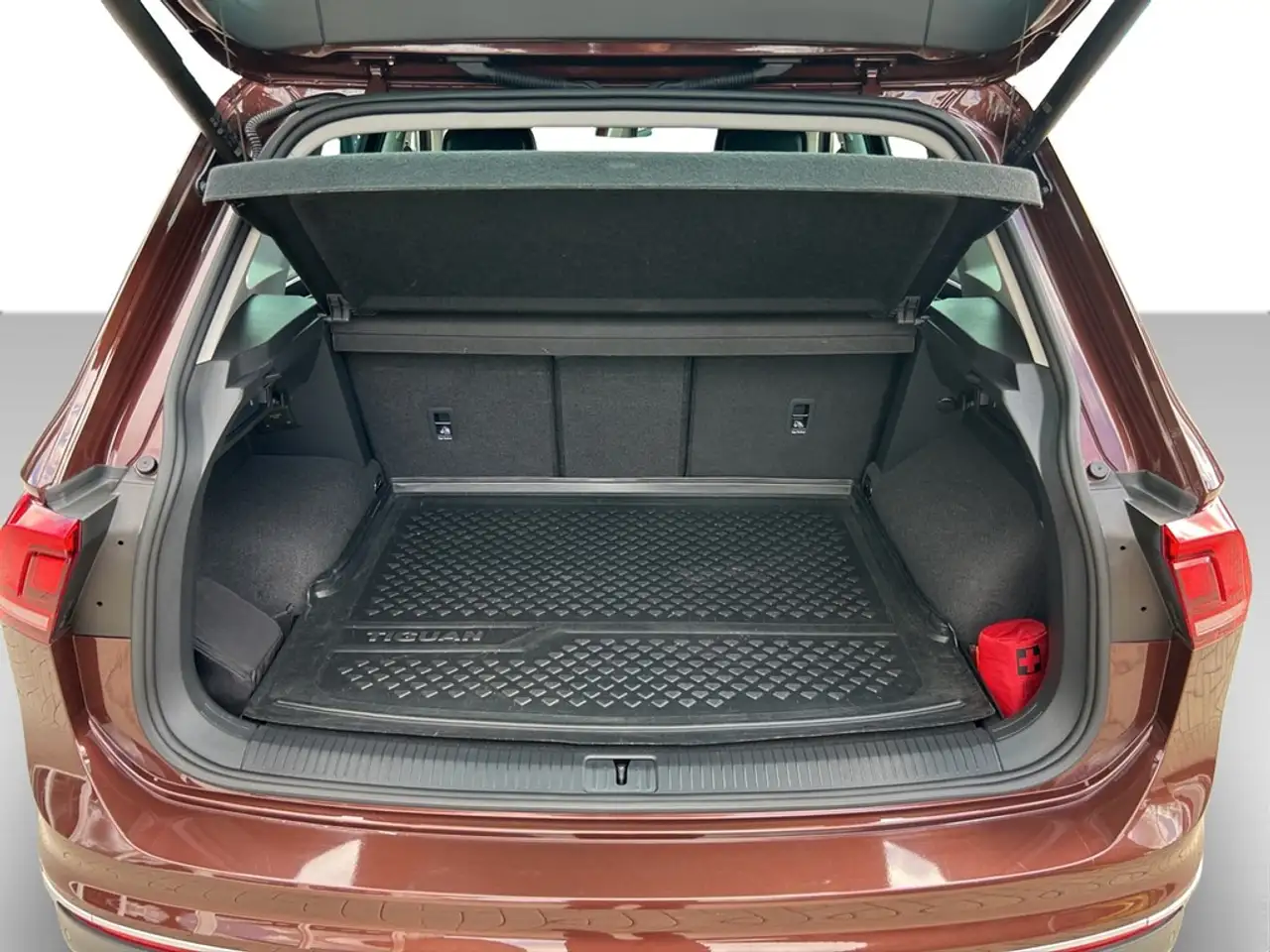 Volkswagen Tiguan 1.5 TSI ACT DSG Elegance IQ-LIGHT*NAV*SHZ*ACC*P... 9