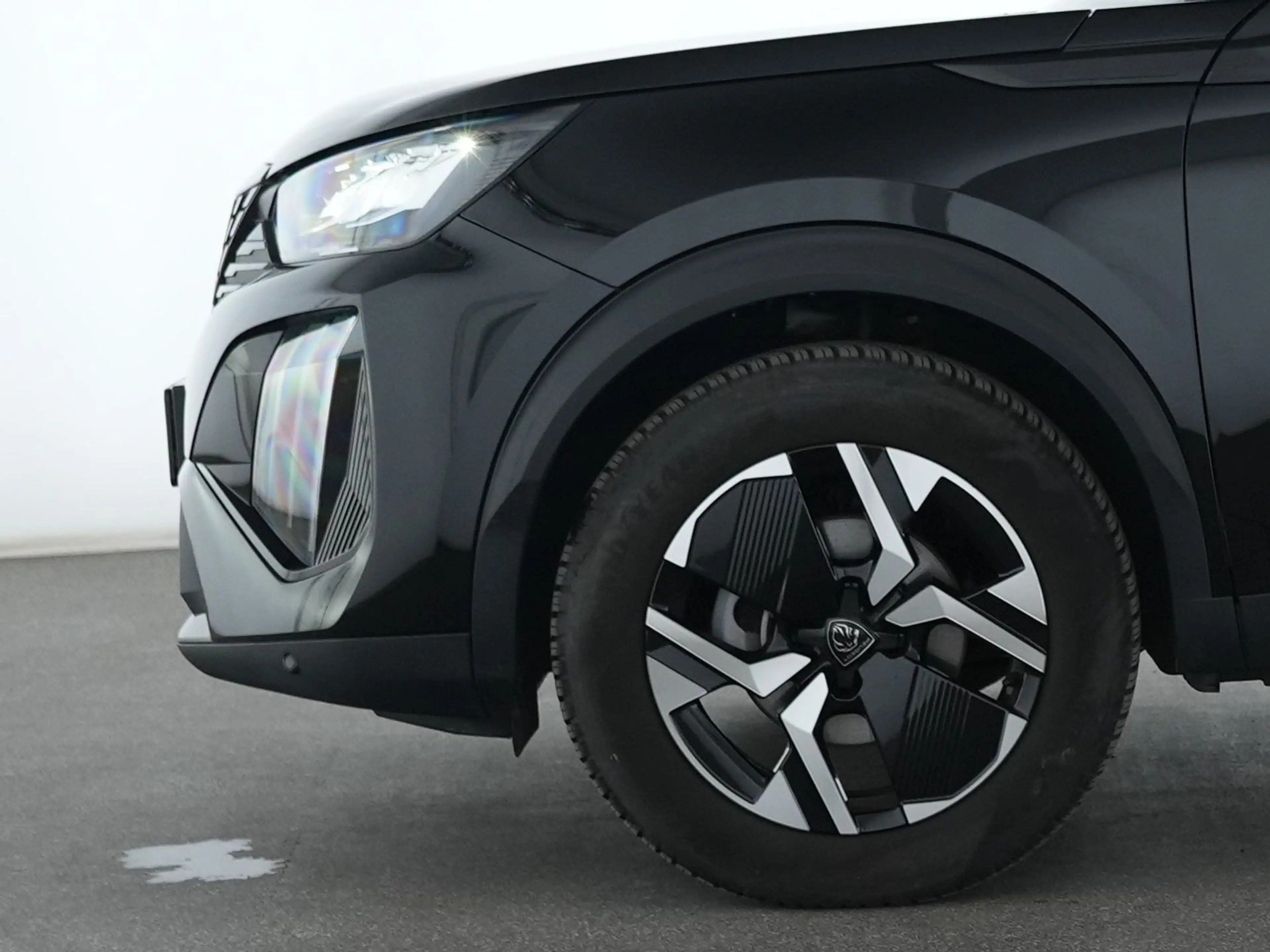 Peugeot 2008 Allure ACC|2xPDC|LED|SHZ|Klimaautomatik — photo 13