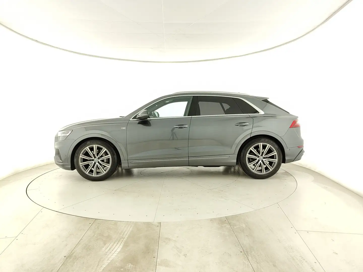 Audi Q8 50 TDI 286 CV quattro tiptronic Sport - S line CE Gris - 2