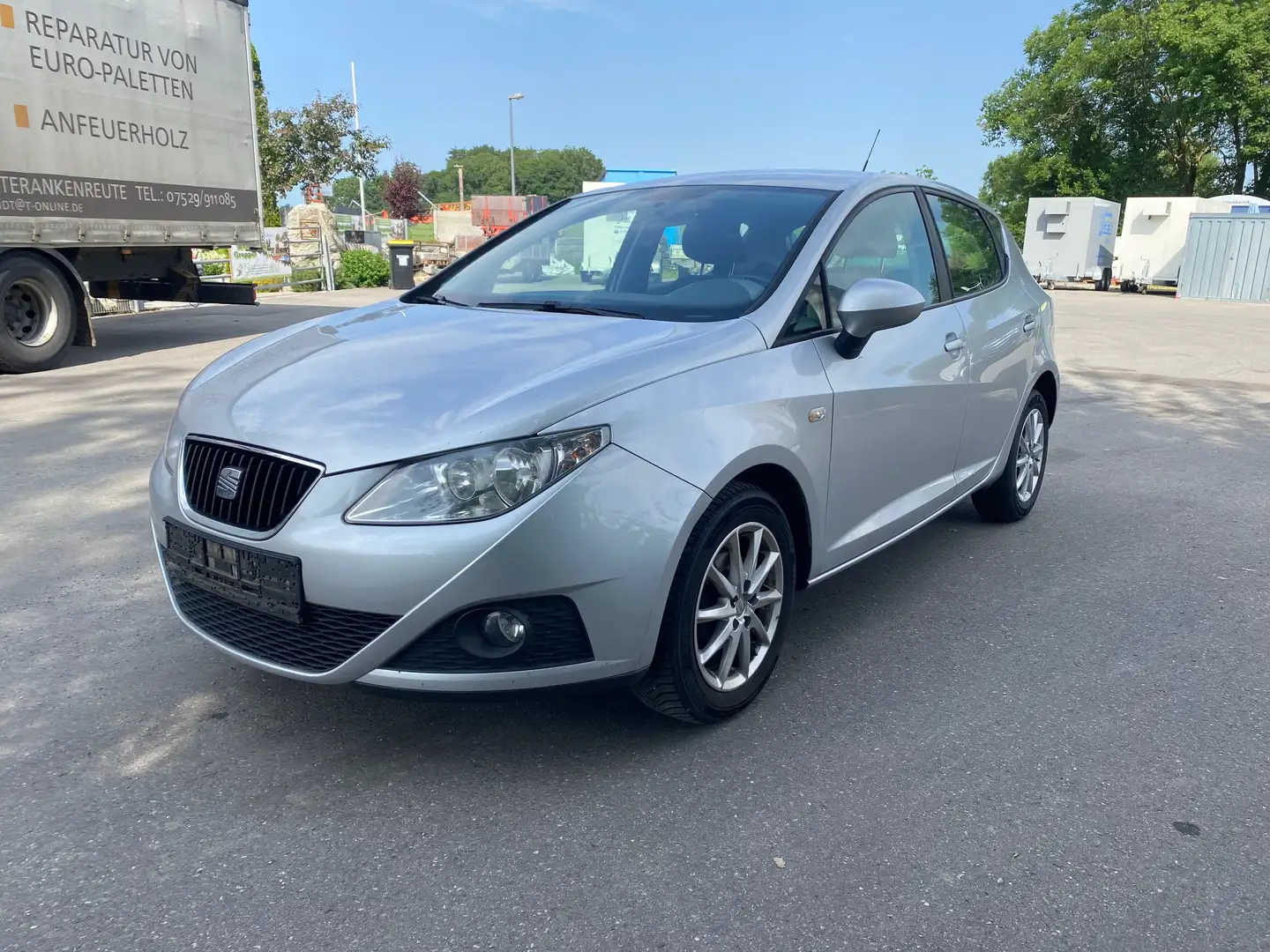 SEAT Ibiza 1.4 16V Reference Zilver - 2
