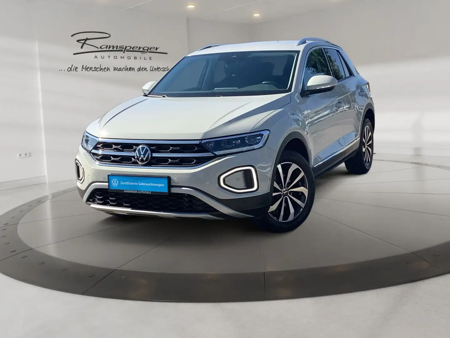 Volkswagen T-Roc 1.5 TSI DSG Style AHK ACC LED Navi PDC Grau - 2