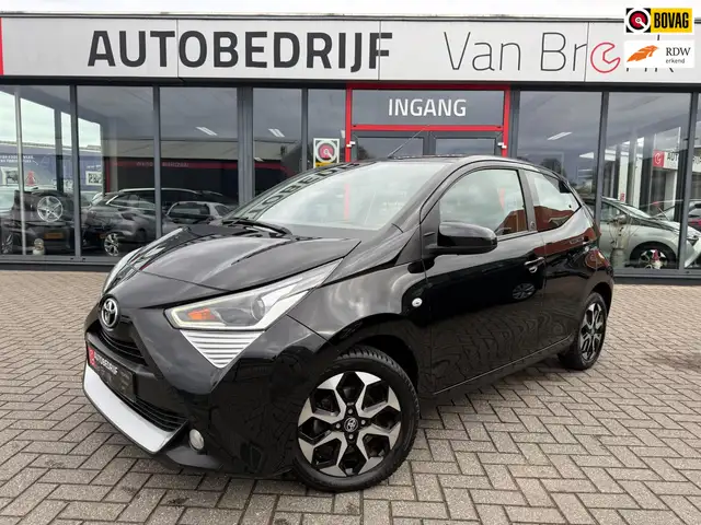 Toyota Aygo 1.0 VVT-i x-joy | Camera | Carplay | Navi | LED