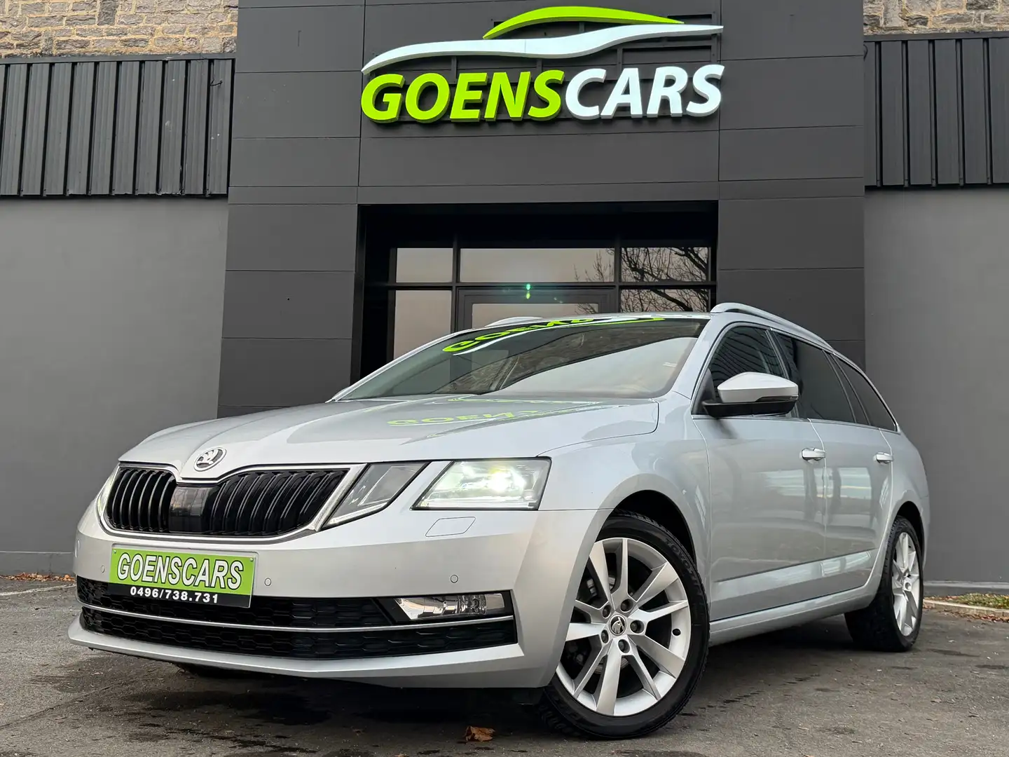 Skoda Octavia SW 1.6 CR TDi Style,FULL LED,KEY LESS,GARANTIE Argent - 1