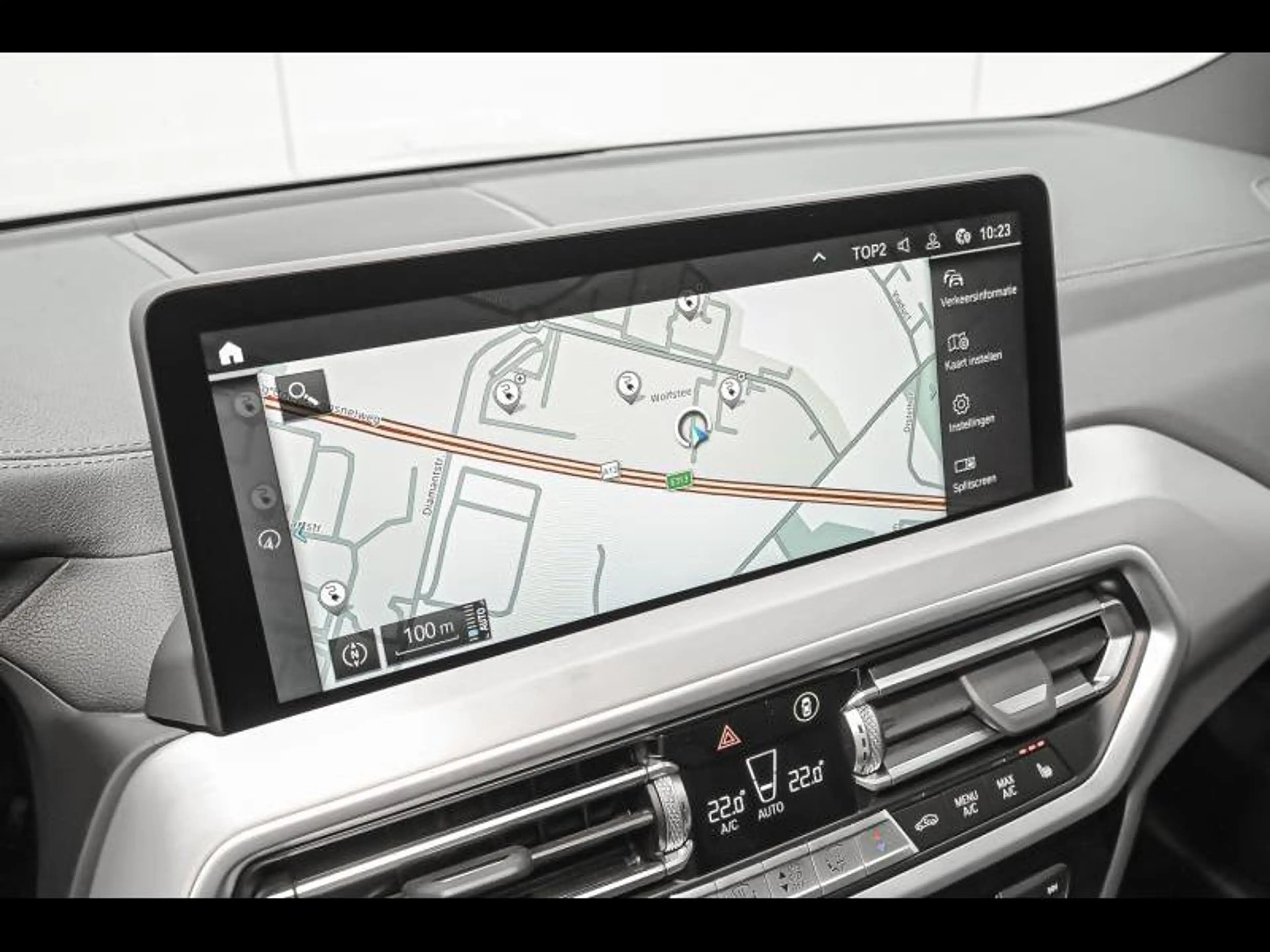 BMW iX3 — photo 13