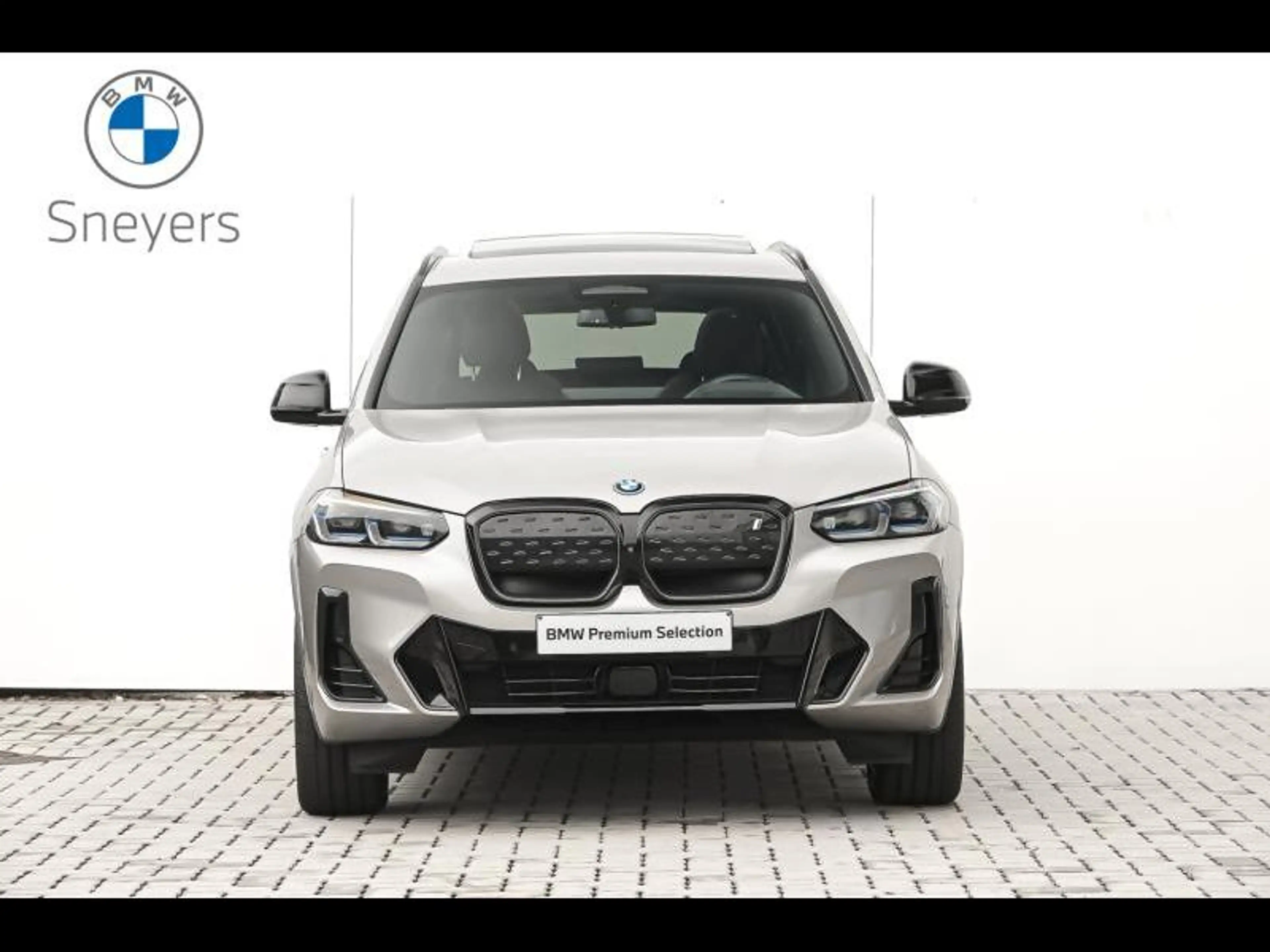 BMW iX3 — photo 2
