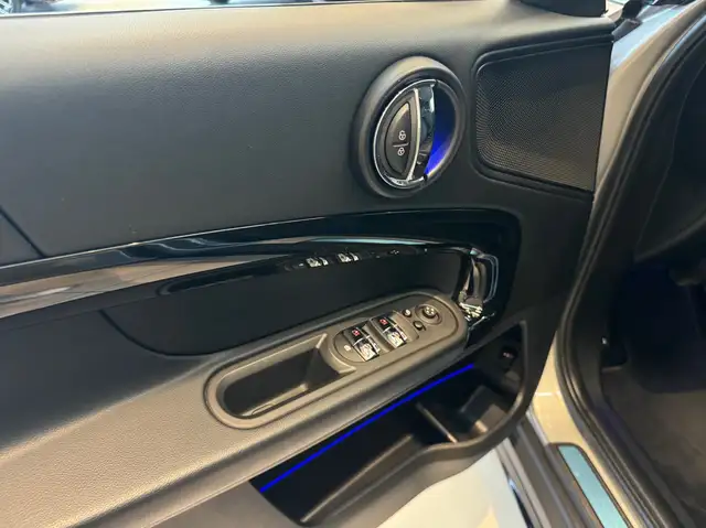 MINI Countryman view 7