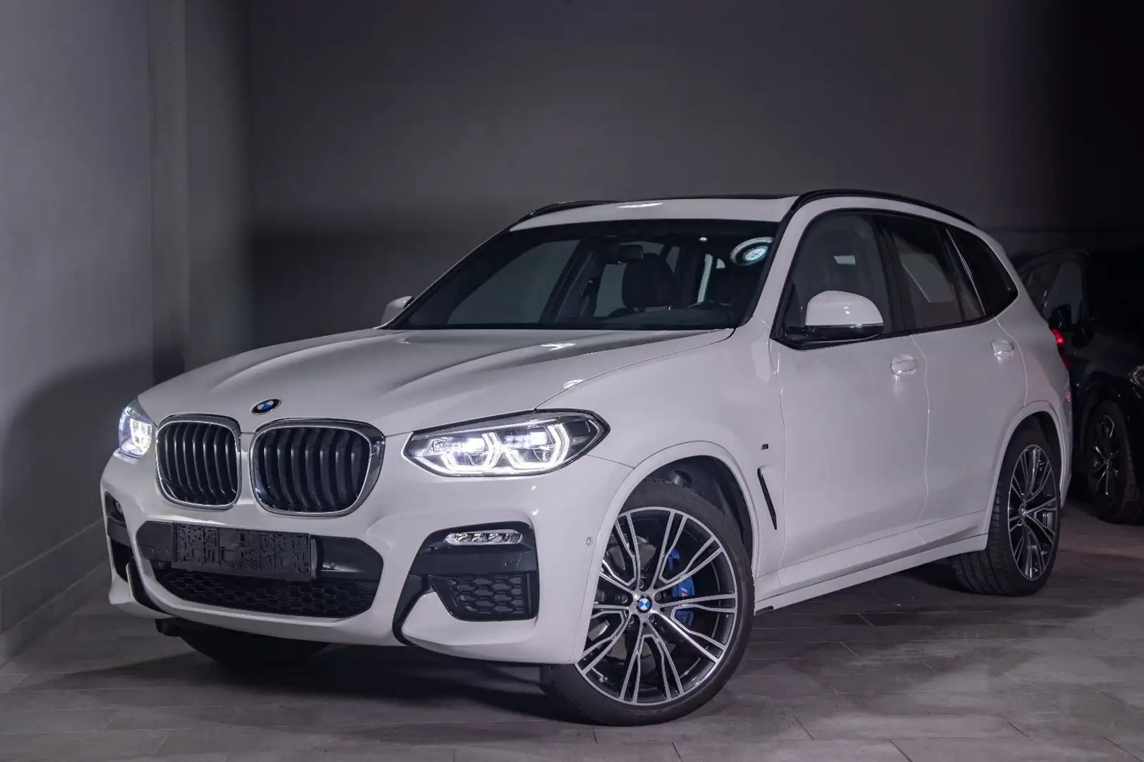 BMW X3 xDrive 30d M Sport HUD/Pano/AHK/Kamera/adapt. Blanc - 1