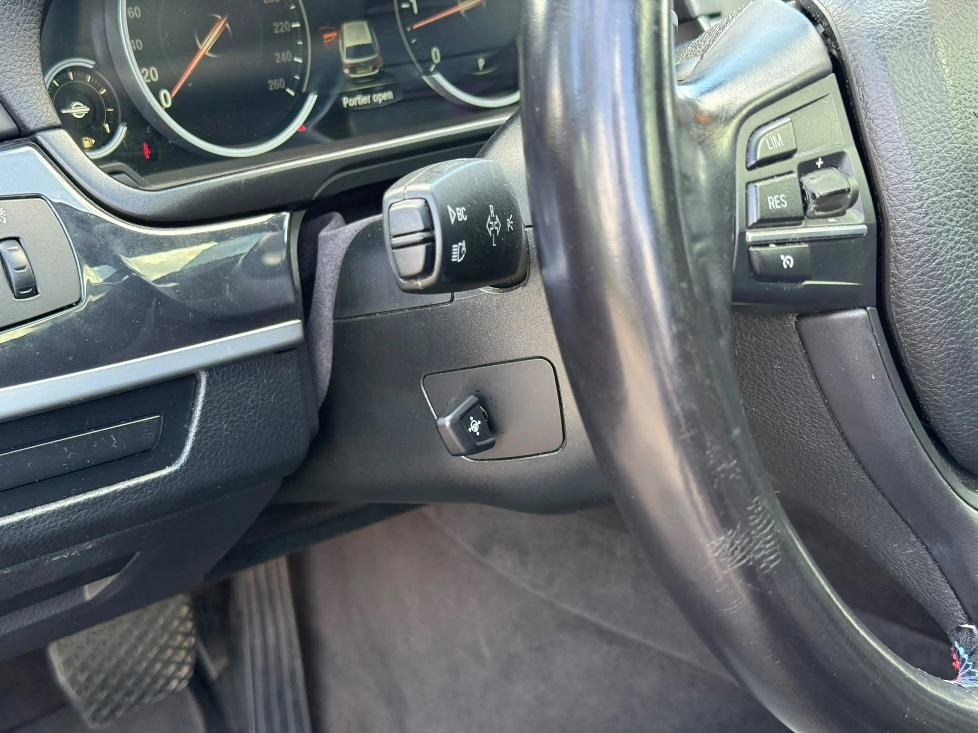 BMW 530 5-serie Touring 530d High Executive — photo 15