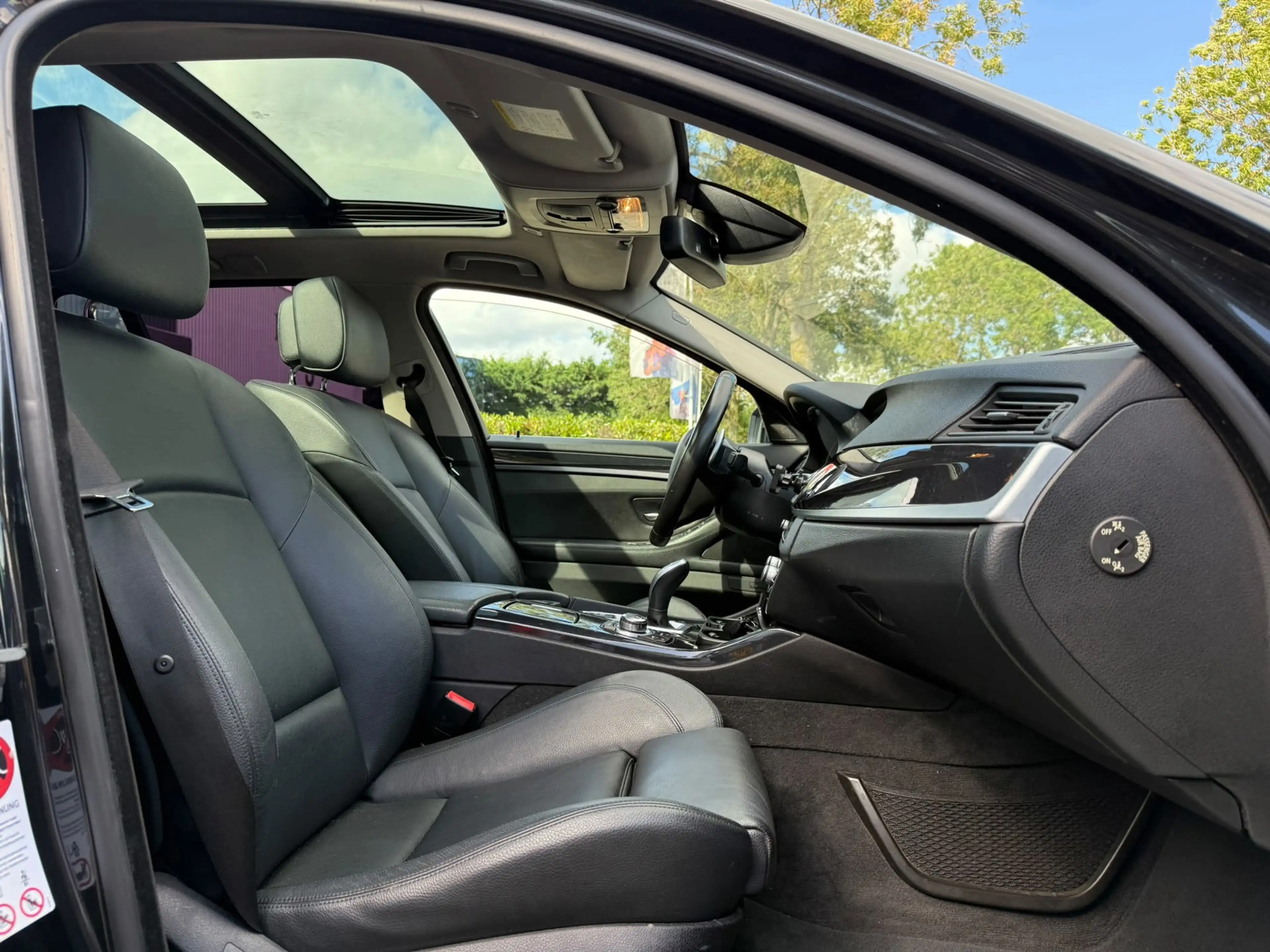 BMW 530 5-serie Touring 530d High Executive — photo 9