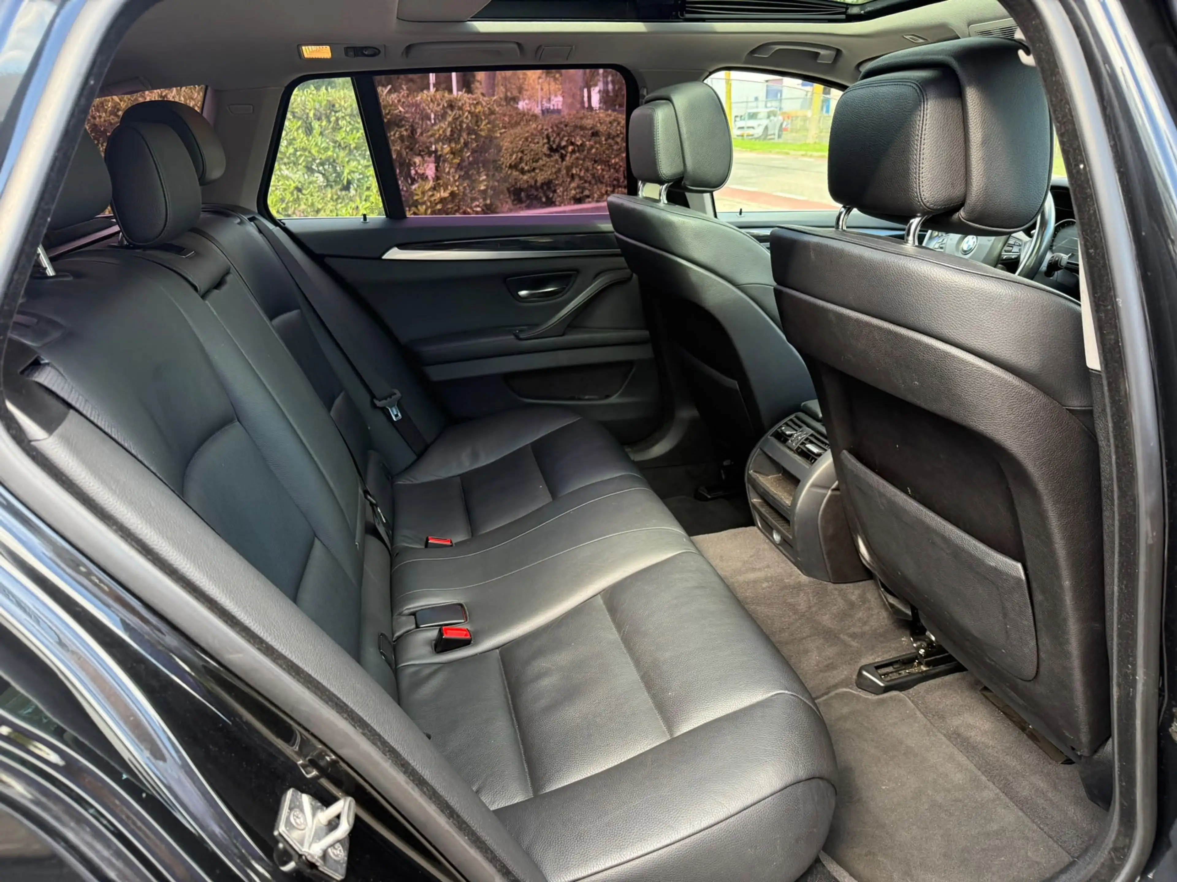 BMW 530 5-serie Touring 530d High Executive — photo 11
