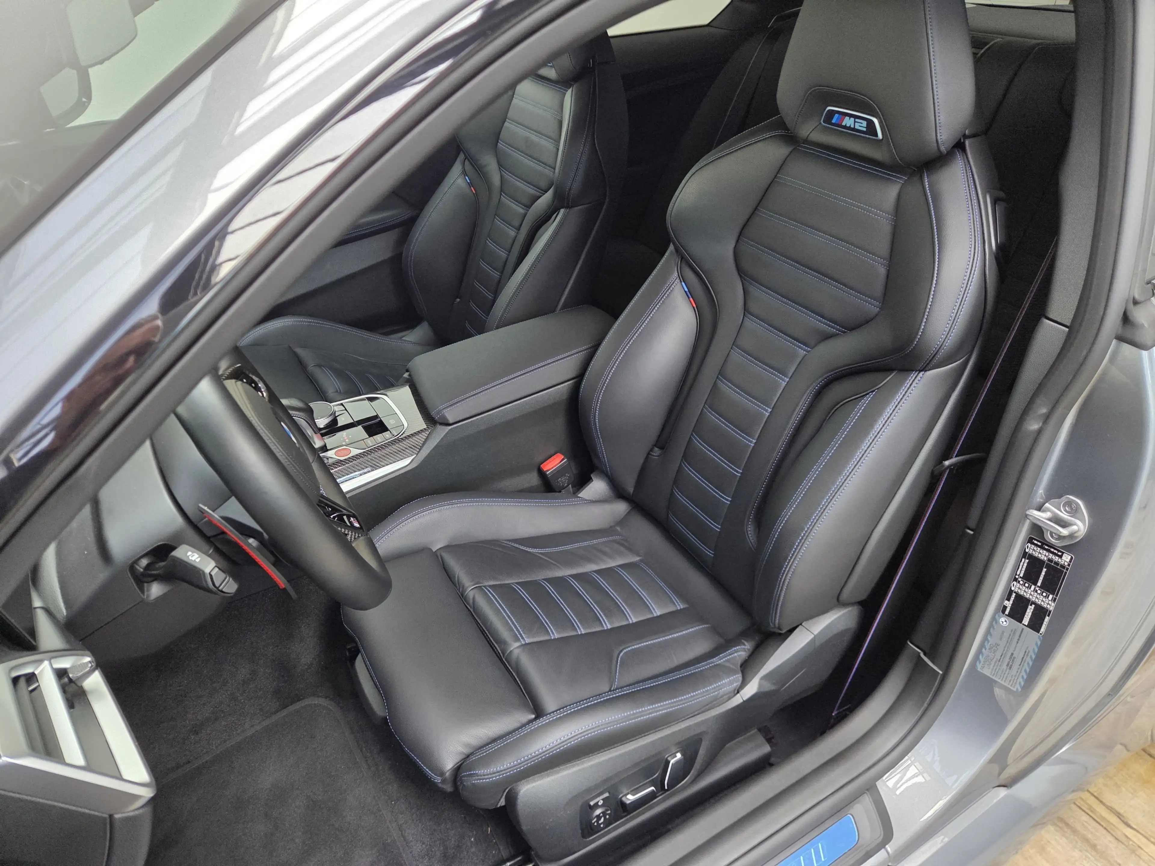 BMW M2 PlusPack. ACC Sitze H&K Carbon HeadUp Memory — photo 15