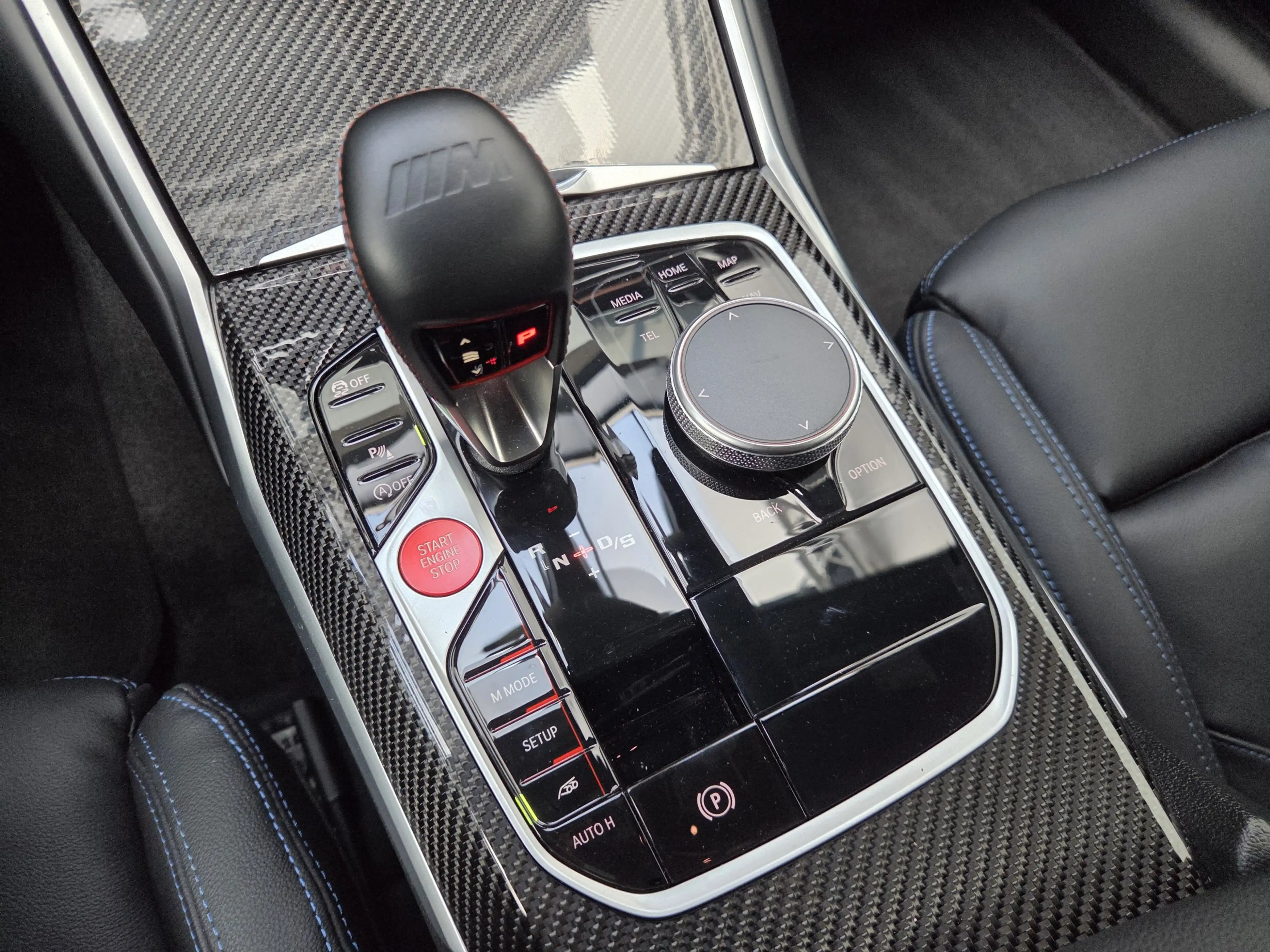 BMW M2 PlusPack. ACC Sitze H&K Carbon HeadUp Memory — photo 12